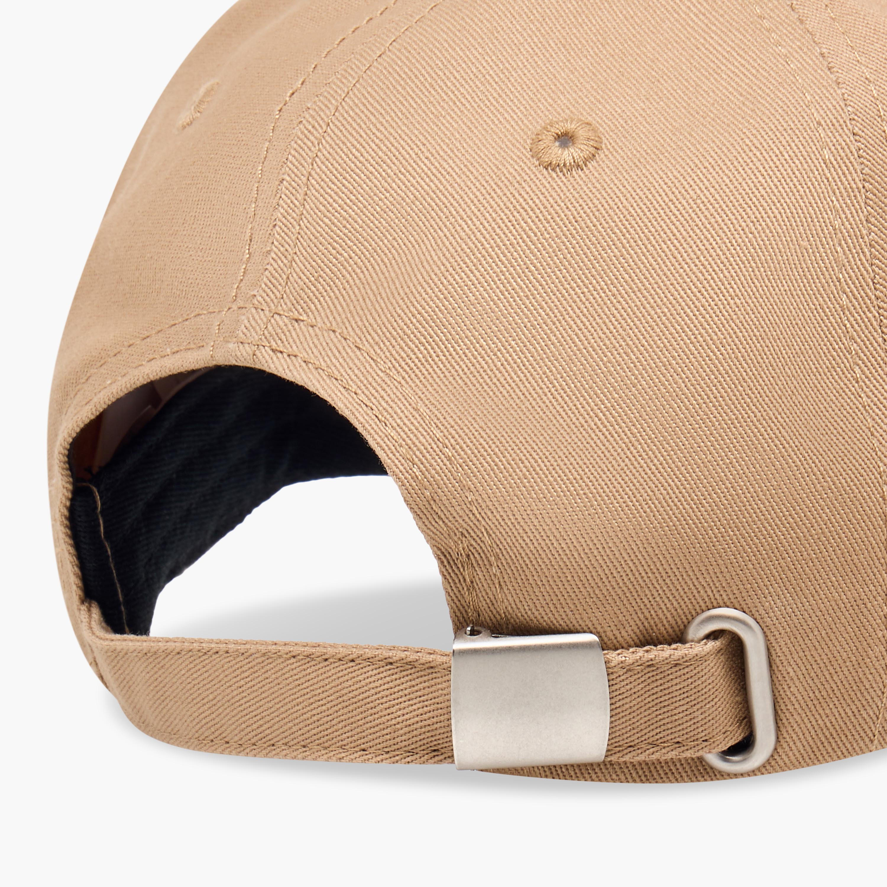 كاب بحافة منحنية وحزام بمشبك إغلاق-men-caps-image-7