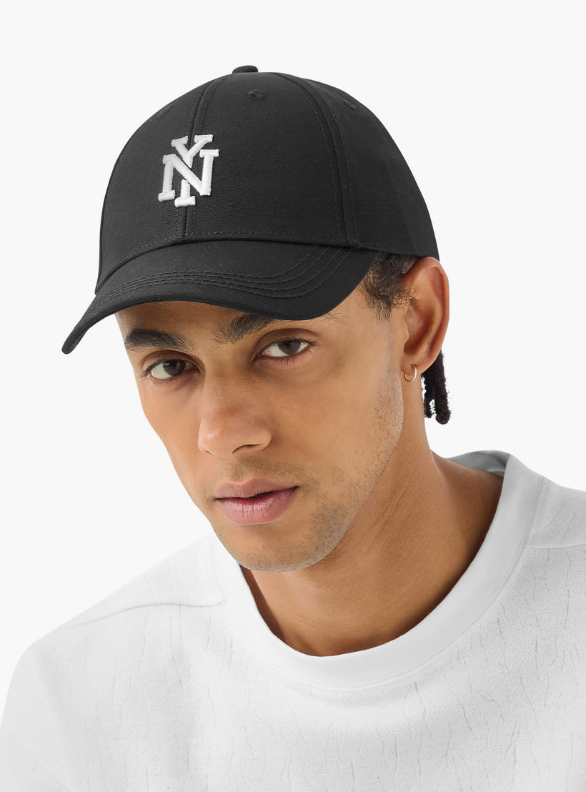 كاب بيسبول مطرز بحزام بإبزيم إغلاق-men-caps-image-7
