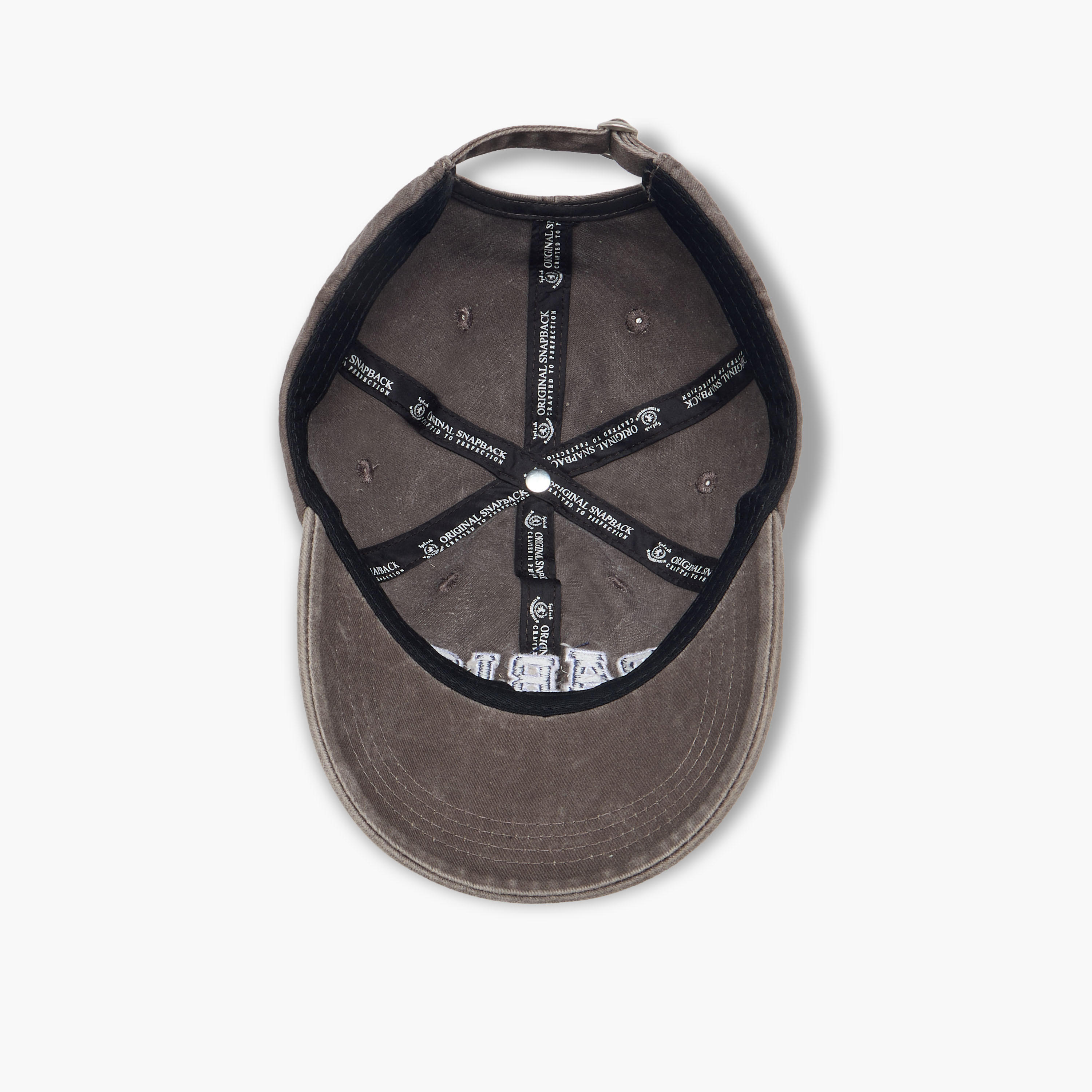 كاب بتطريز باريس مع حزام بإبزيم للإغلاق-men-caps-image-8