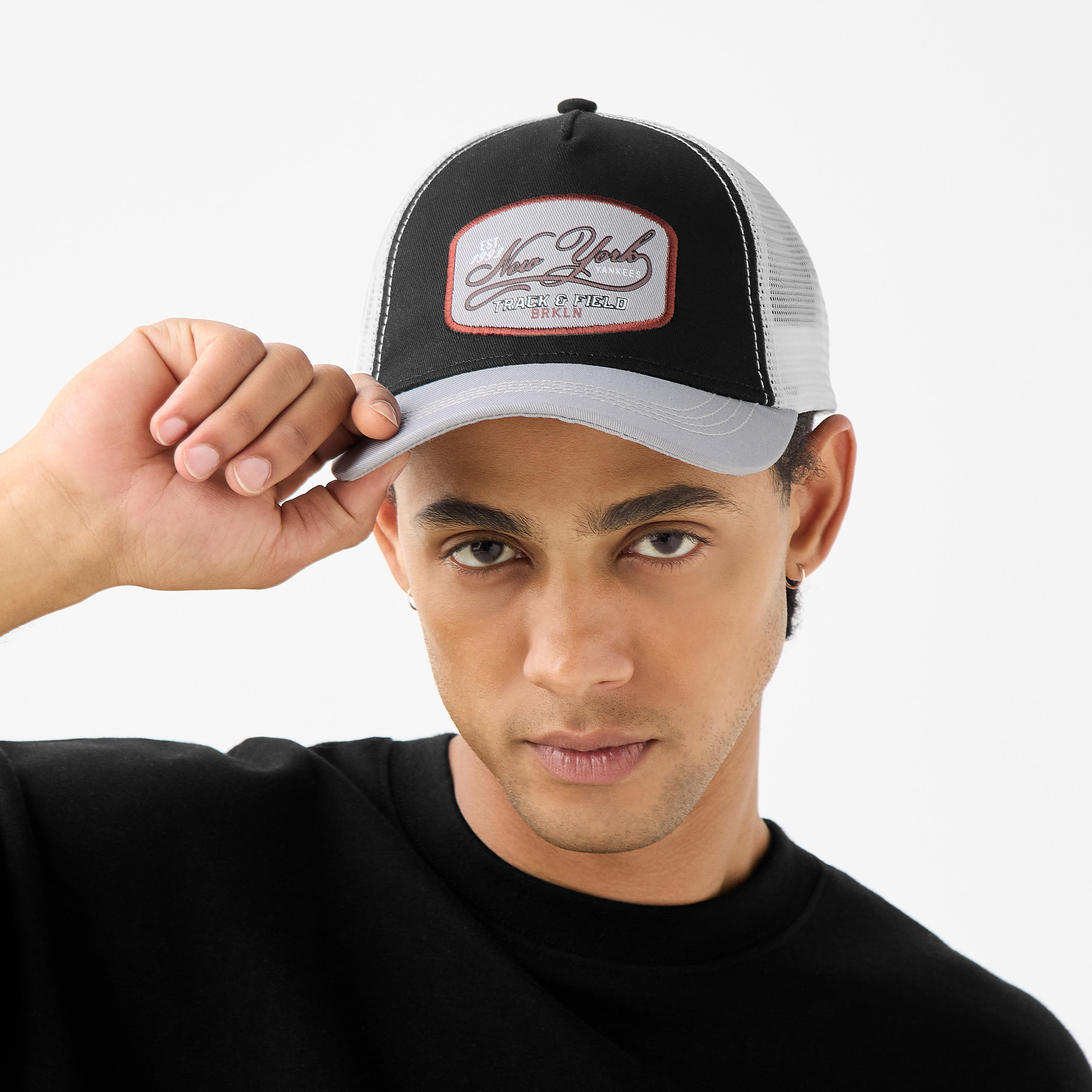 كاب متعدد التصاميم بأزرار إغلاق كباسة-men-caps-image-7
