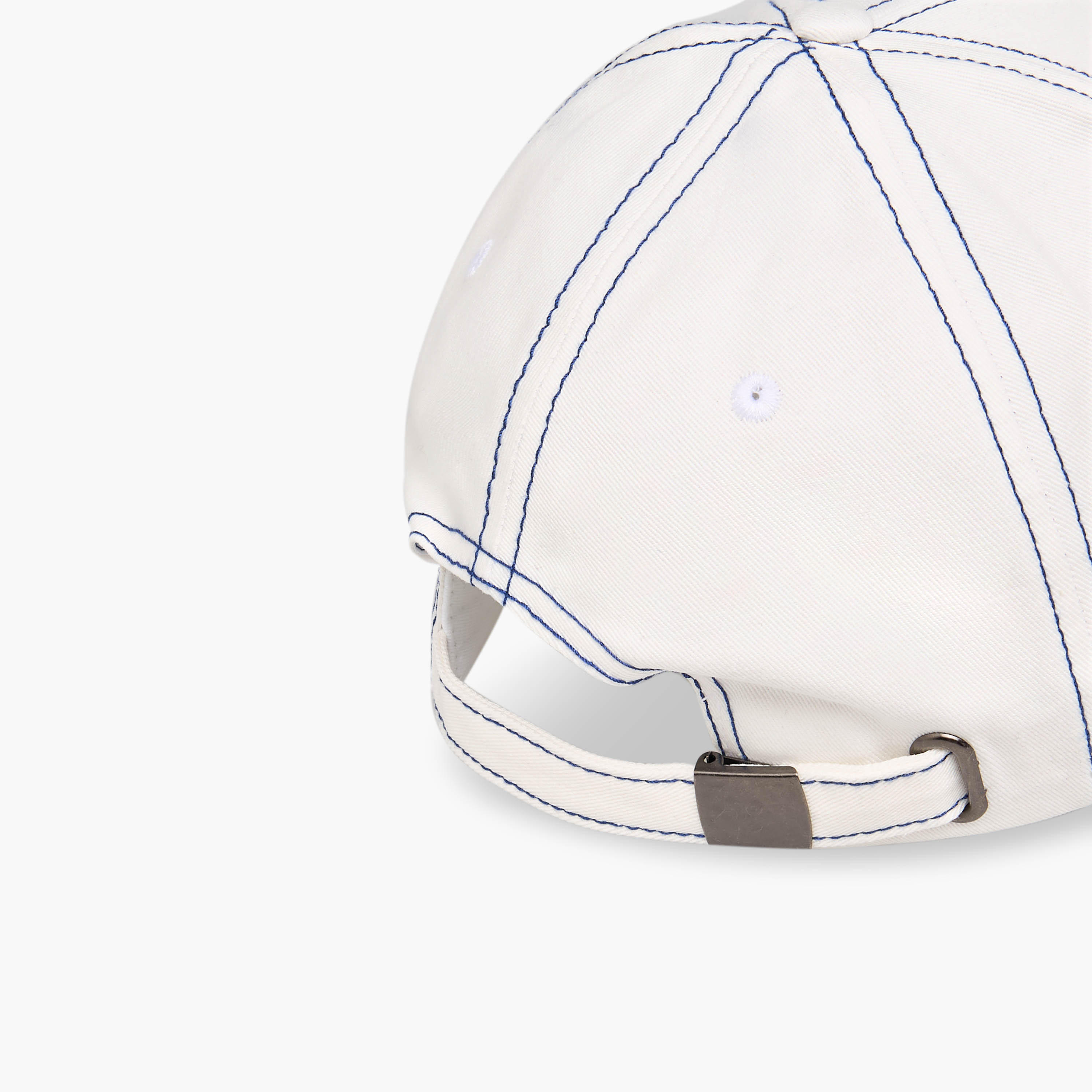 كاب بتطريز شعار ورباط إغلاق بإبزيم-men-caps-image-3