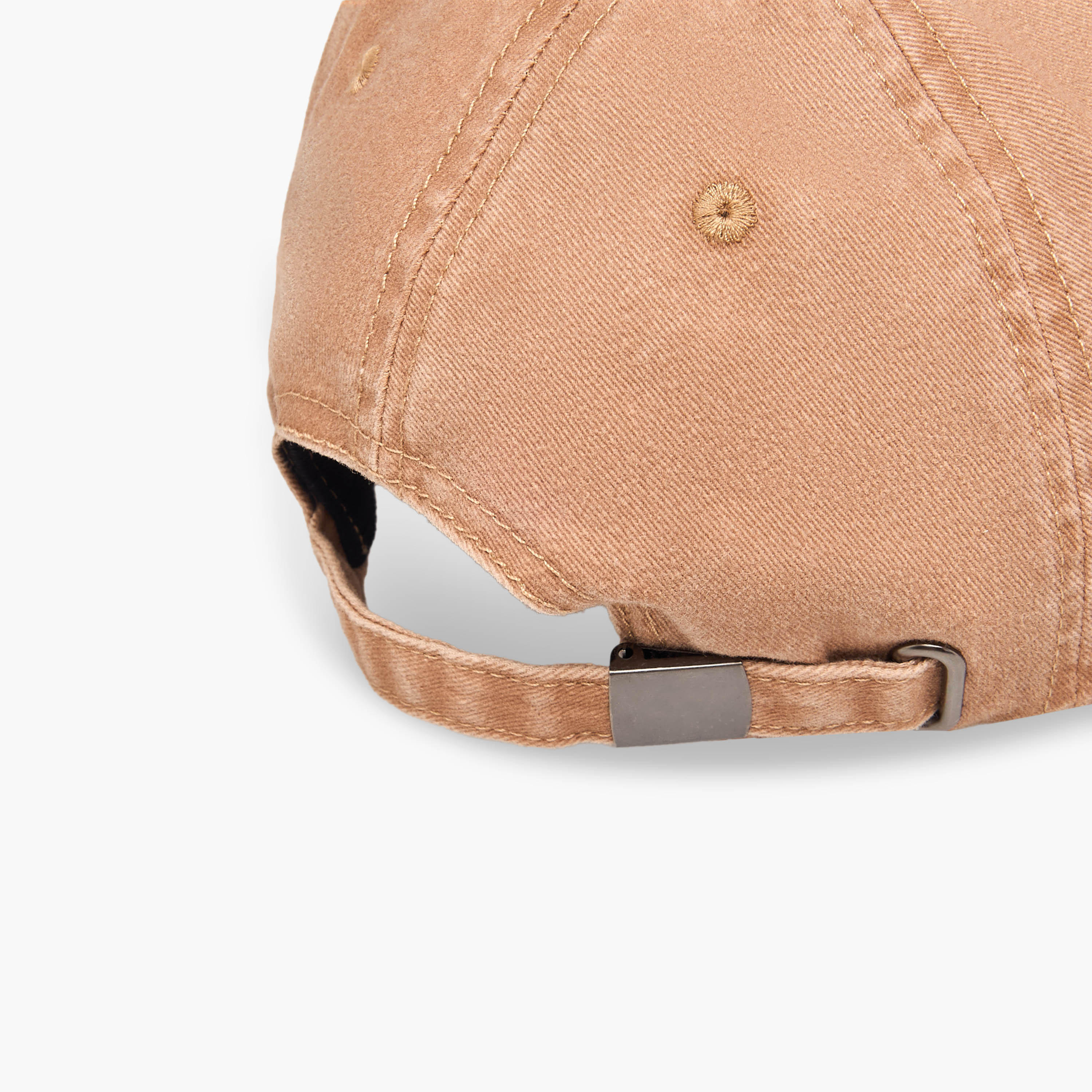 كاب مطرزة برباط إغلاق بإبزيم-men-caps-image-3