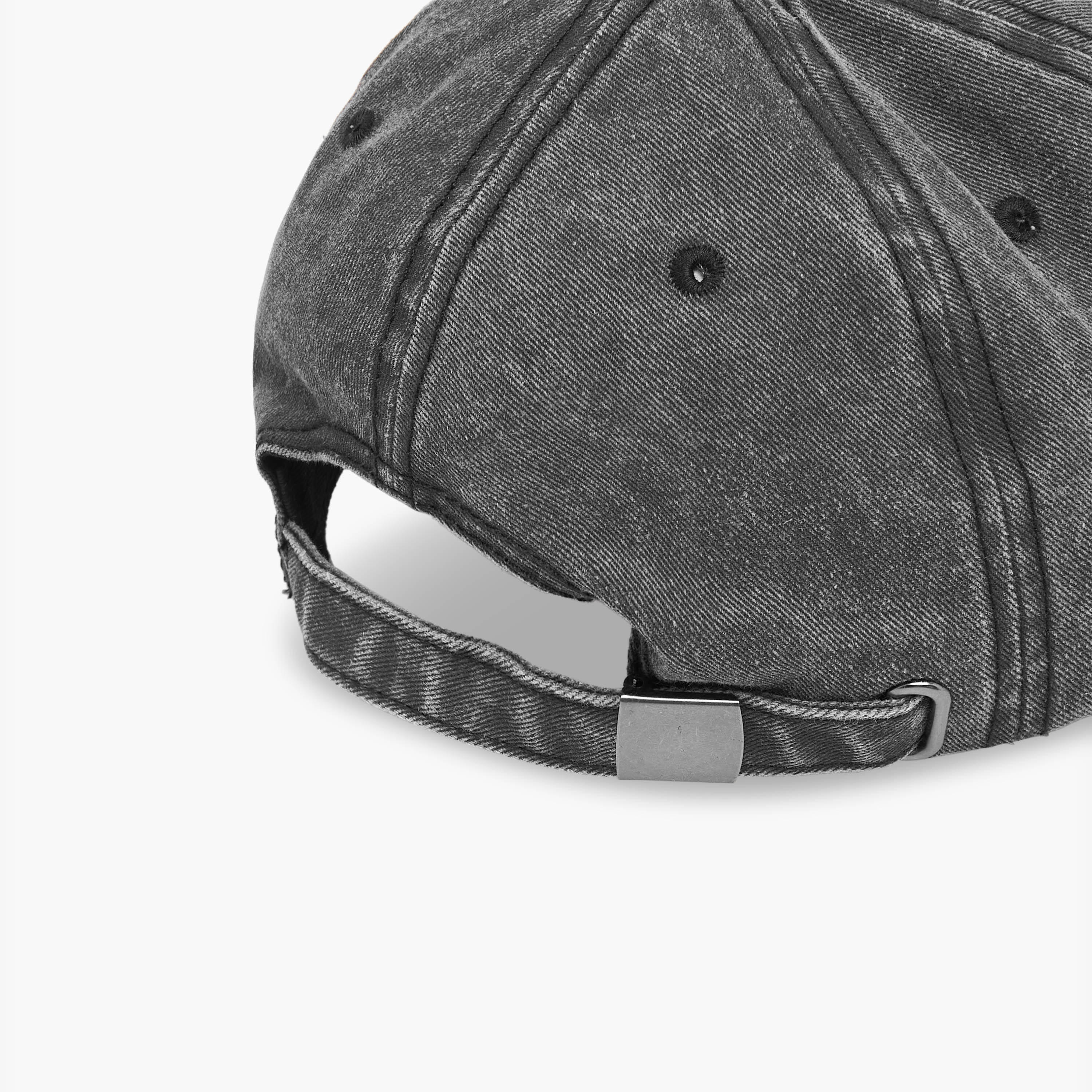 كاب بتطريز شعار وحزام إغلاق بإبزيم-men-caps-image-2