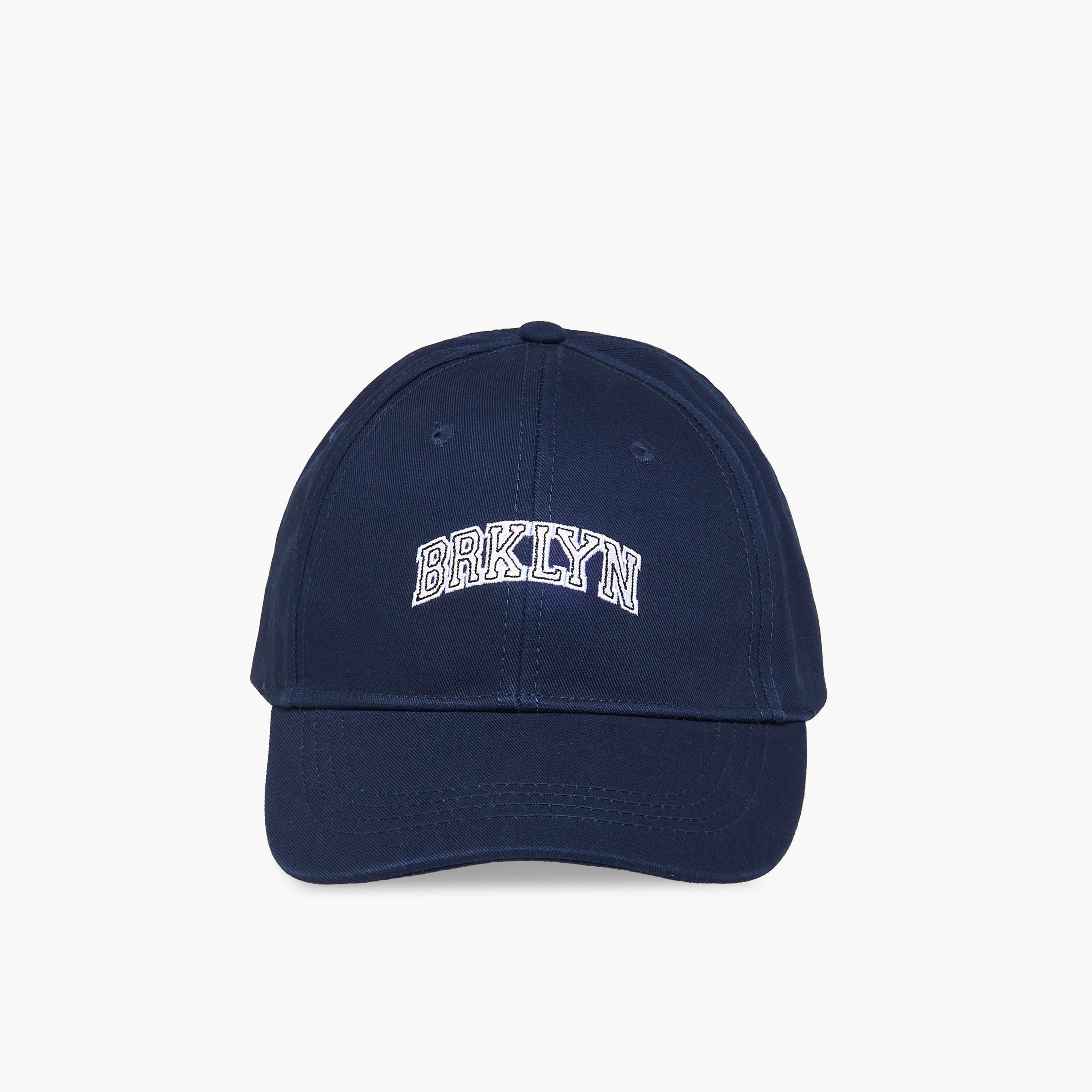 قبعة مطرزة برباط إغلاق بإبزيم-men-caps-image-8