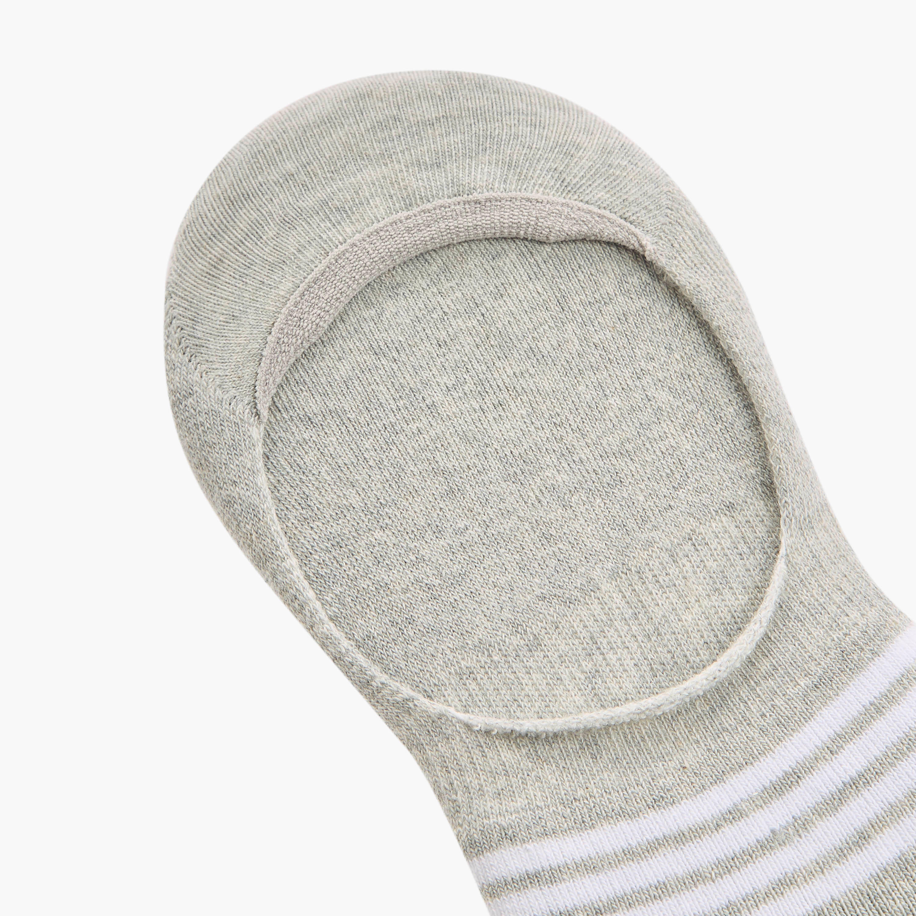 جوارب غير مرئية بحماية من البكتيريا وتفاصيل الشعار من كابا - طقم من 3 أزواج-men-socks-image-5