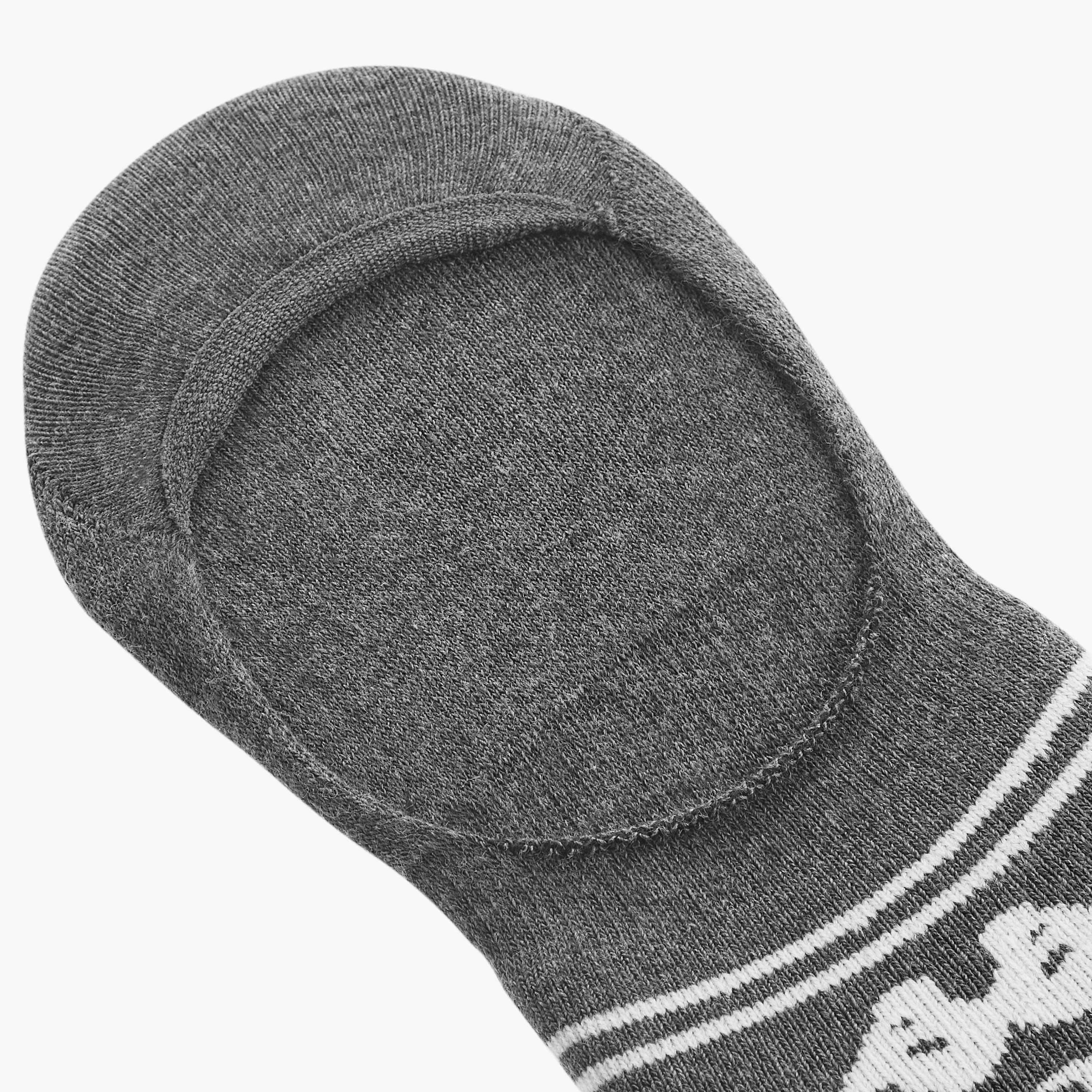 جوارب غير مرئية بحماية من البكتيريا وتفاصيل الشعار من كابا - طقم من 3 أزواج-men-socks-image-5