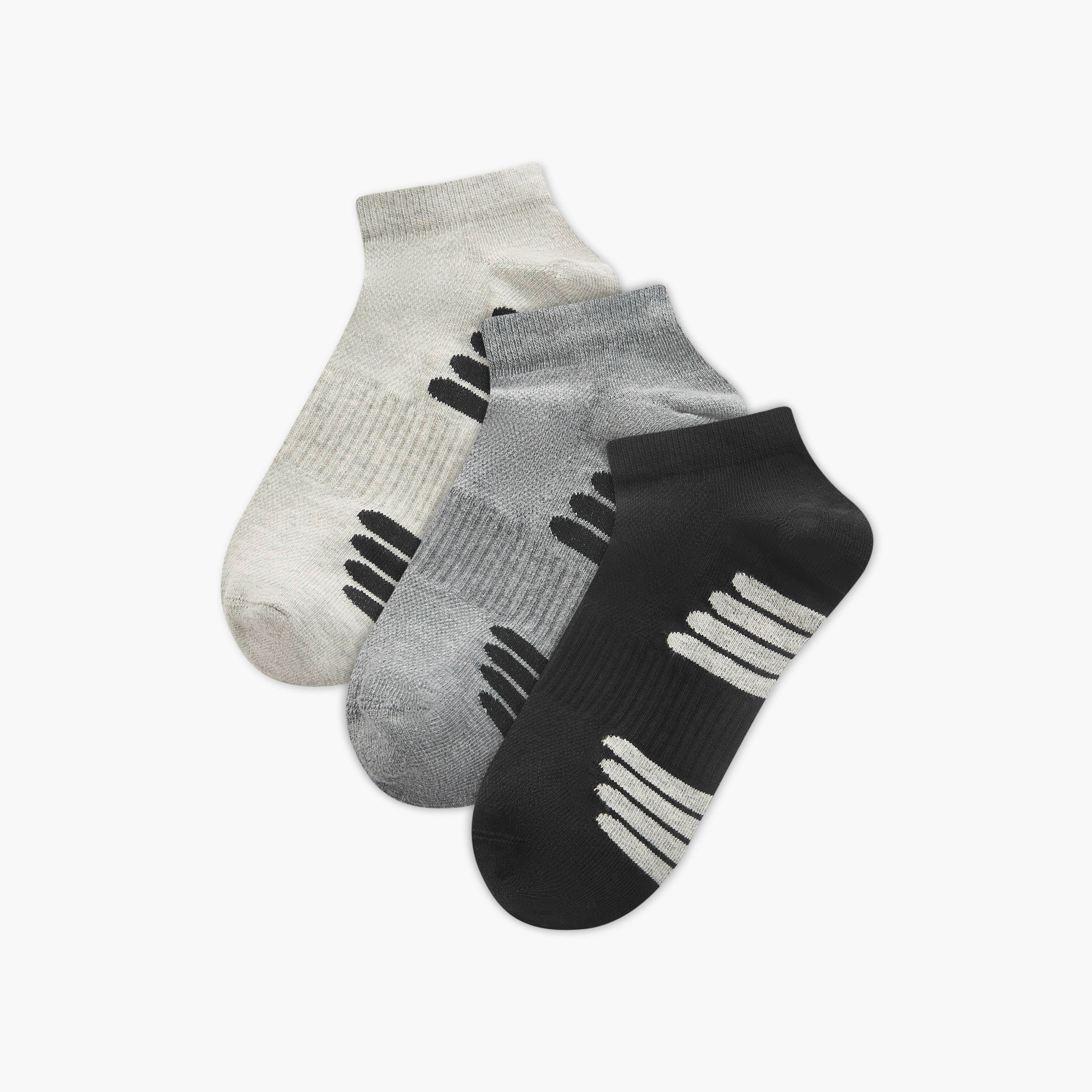 جوارب مقلّمة بطول الكاحل وحماية من البكتيريا - طقم من 3 أزواج-men-socks-image-1
