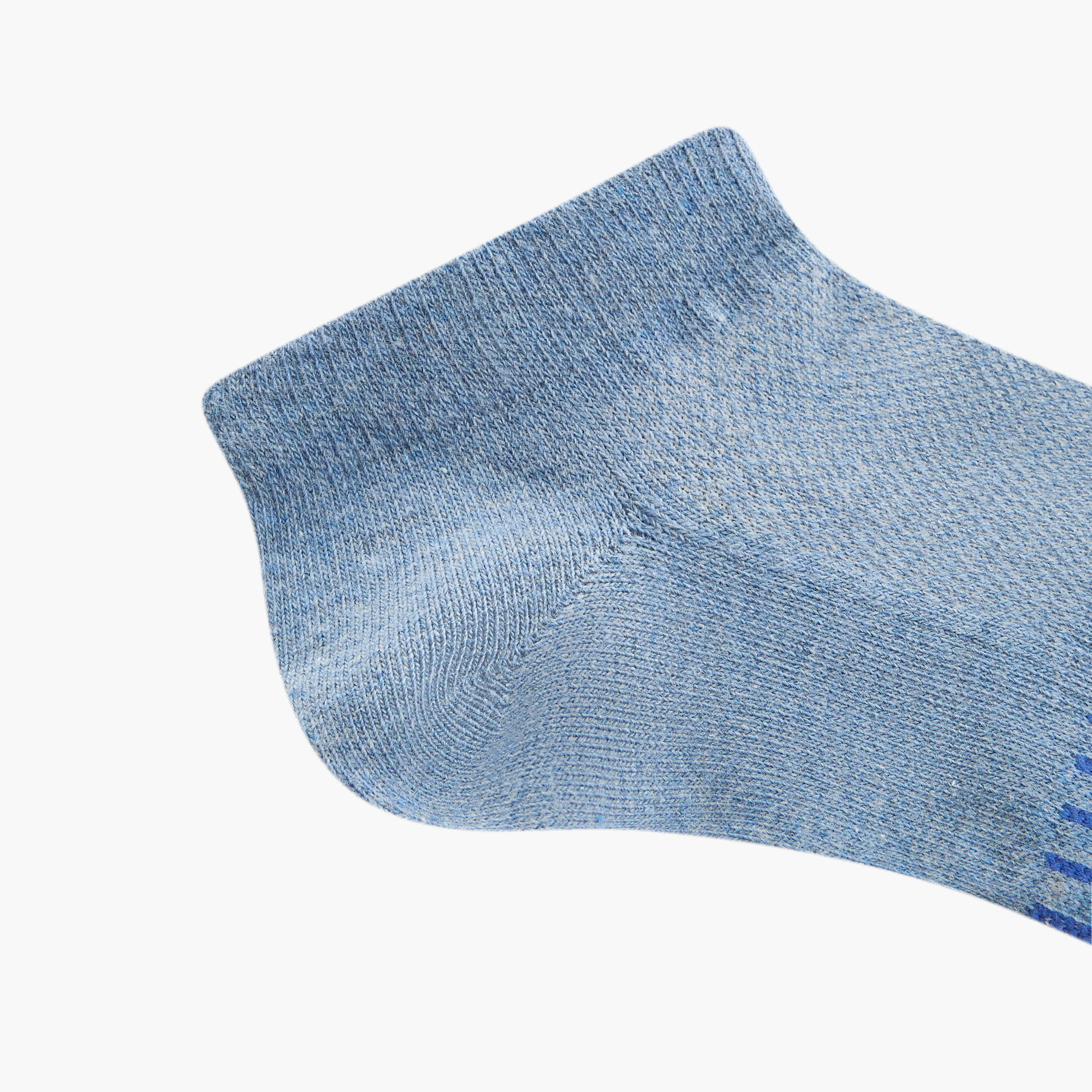 جوارب مقلّمة بطول الكاحل وحماية من البكتيريا - طقم من 3 أزواج-men-socks-image-5