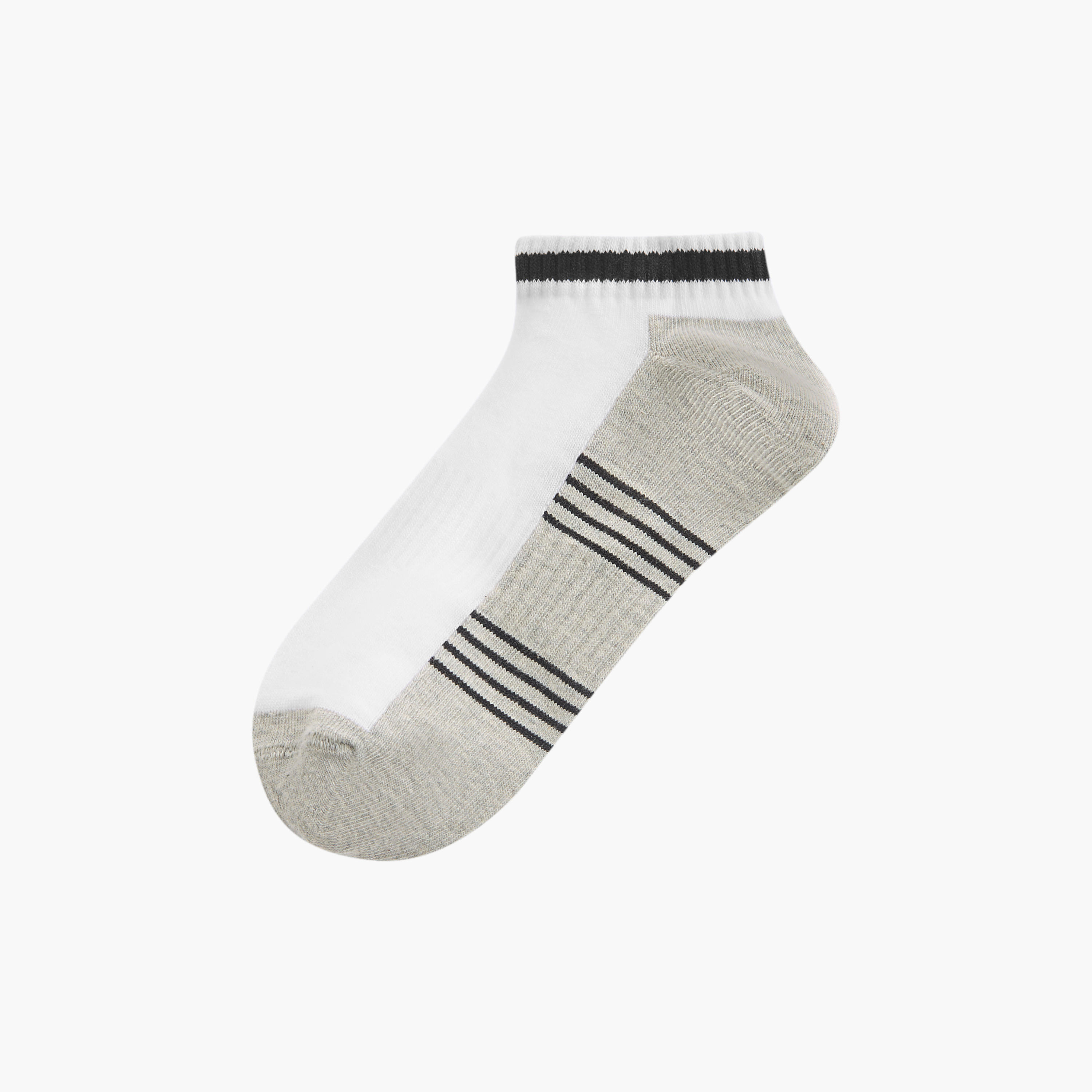 جوارب مقلّمة بطول الكاحل وحماية من البكتيريا - طقم من 3 أزواج-men-socks-image-2