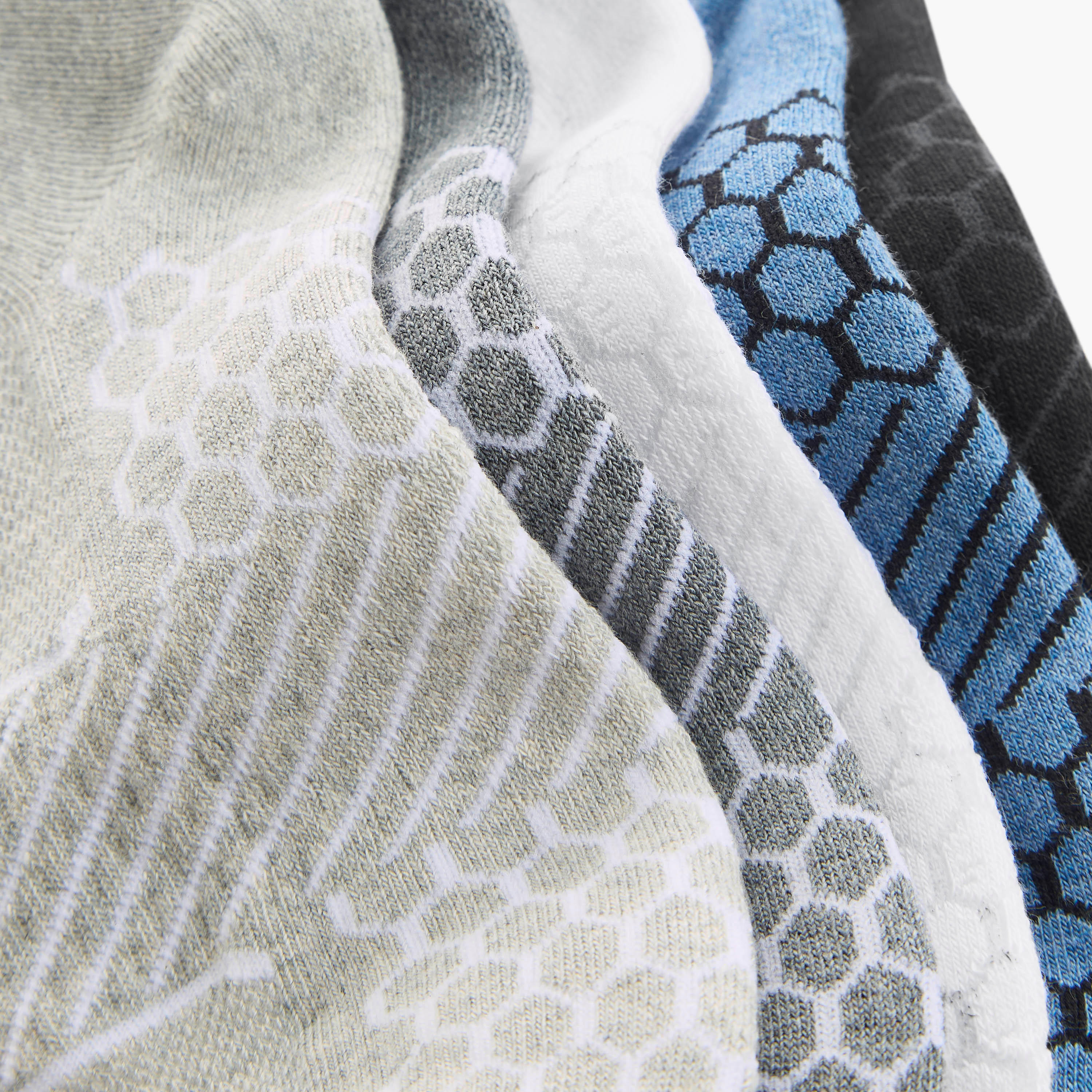 جوارب بارزة الملمس بطول الكاحل وحماية من البكتيريا - طقم من 5 أزواج-men-socks-image-4