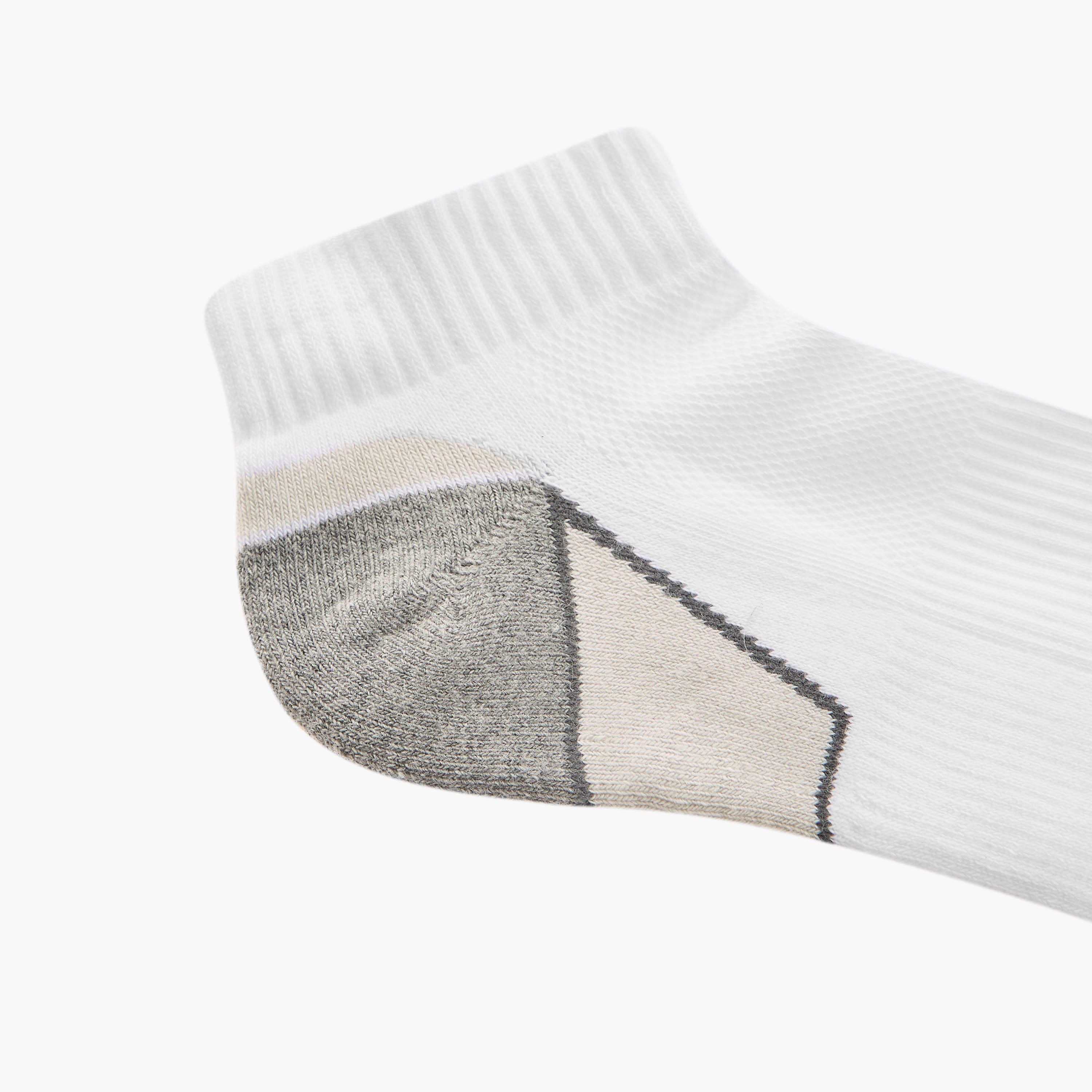 Set of 3 - Textured Ankle Length Socks-men-socks-image-5