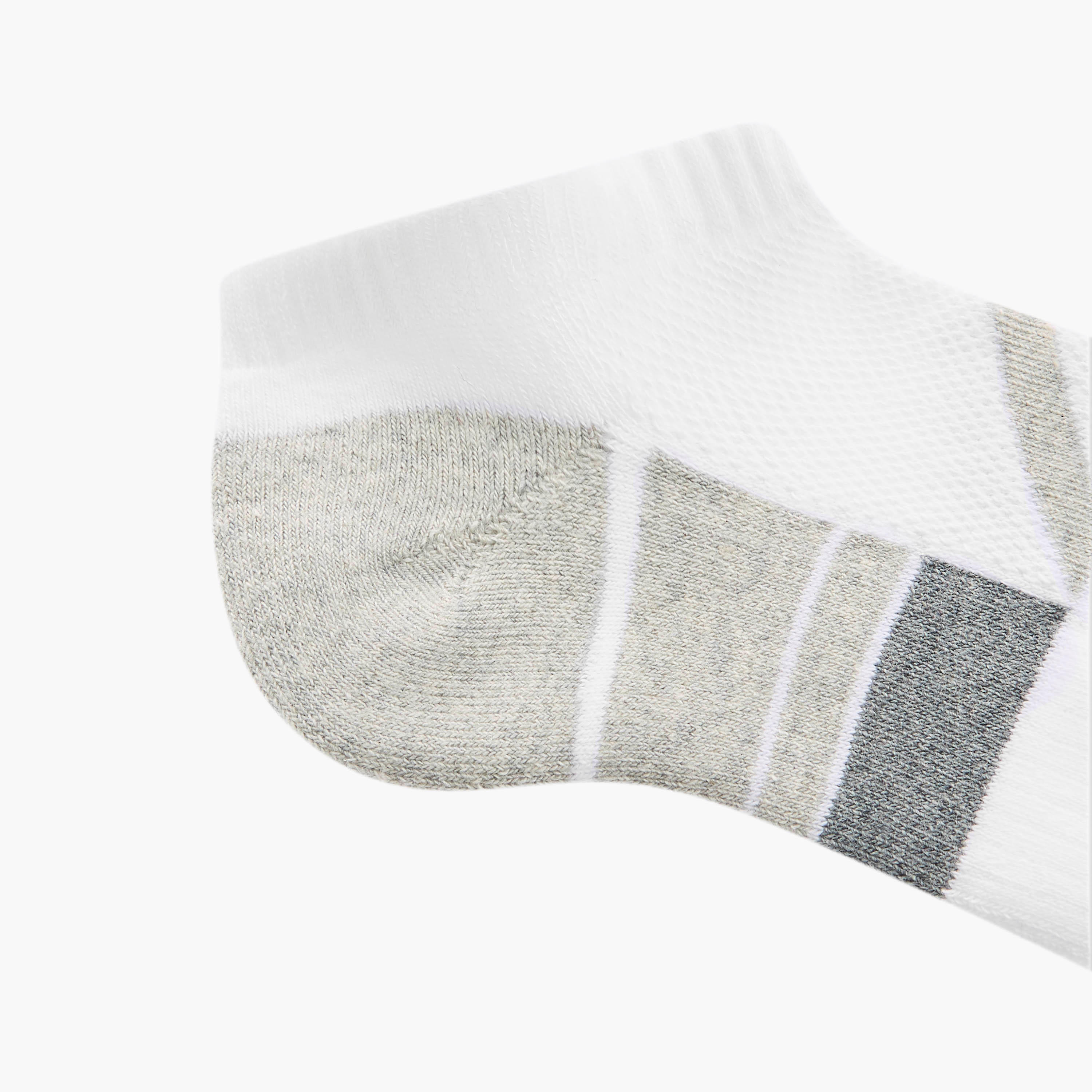 Set of 3 - Textured Ankle Length Socks-men-socks-image-5