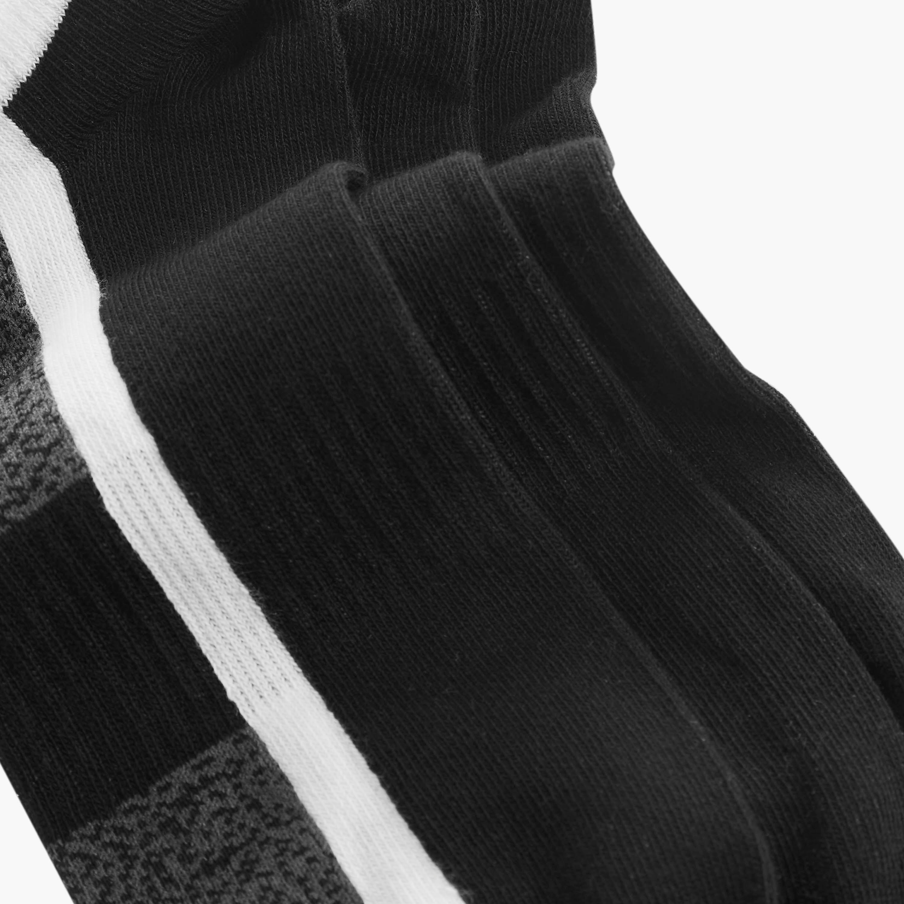 جوارب مقلّمة بطول الكاحل وحماية من البكتيريا - طقم من 3 أزواج-men-socks-image-4