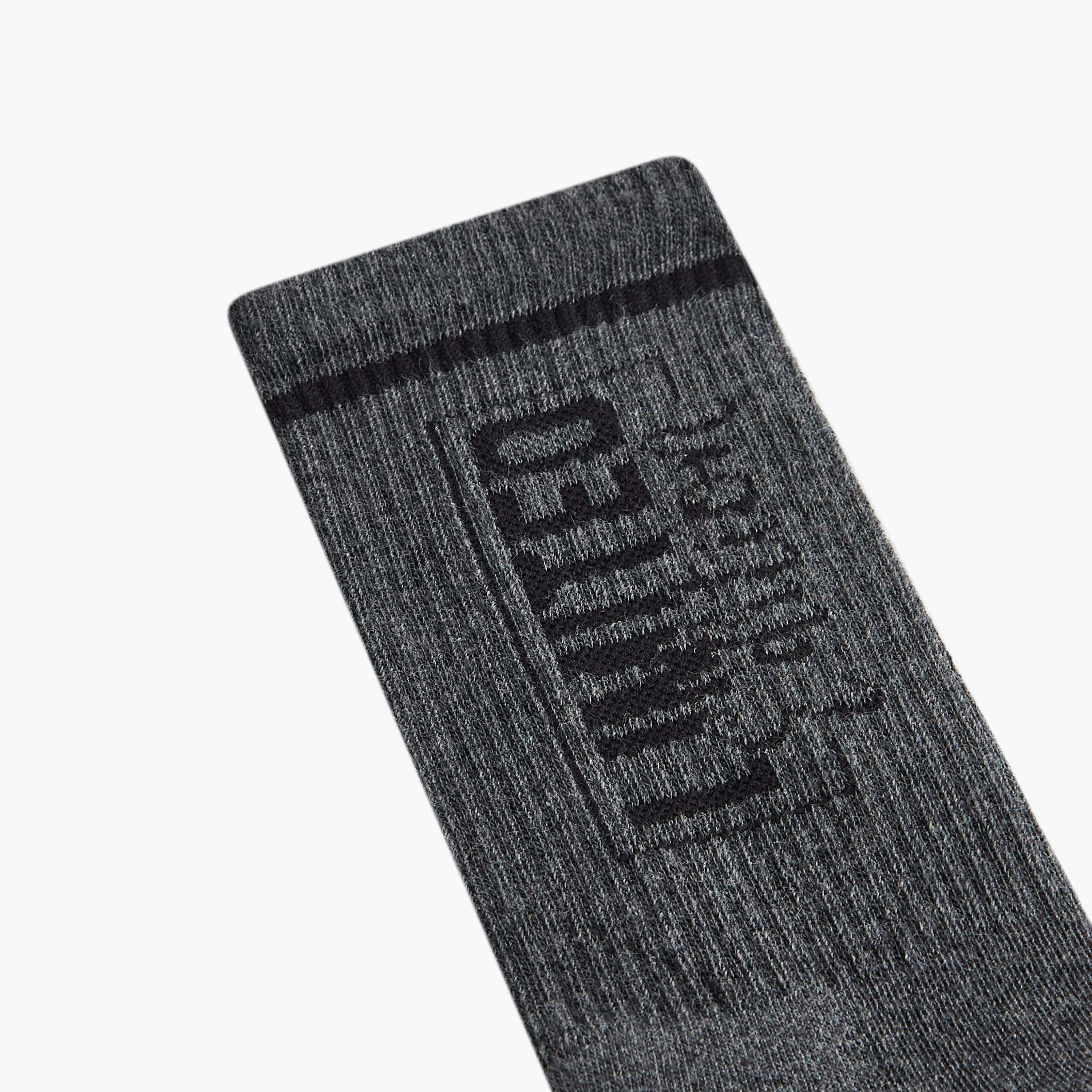 طقم جوارب 3 أزواج بحماية من البكتيريا-men-socks-image-3
