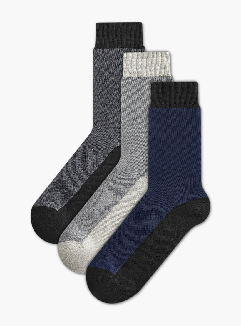 طقم جوارب 3 أزواج بحماية من البكتيريا-men-socks-image-1