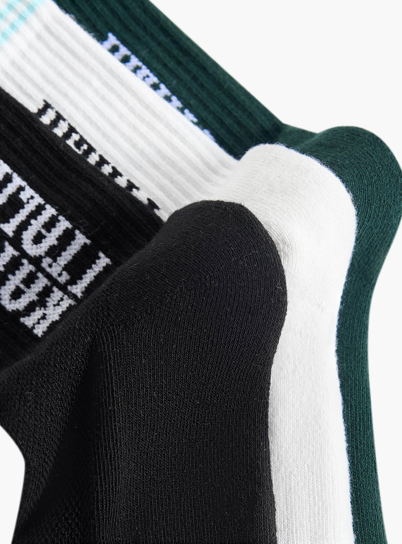 طقم جوارب بطول الكاحل وطبعات من كابا عدد 3-men-socks-image-2