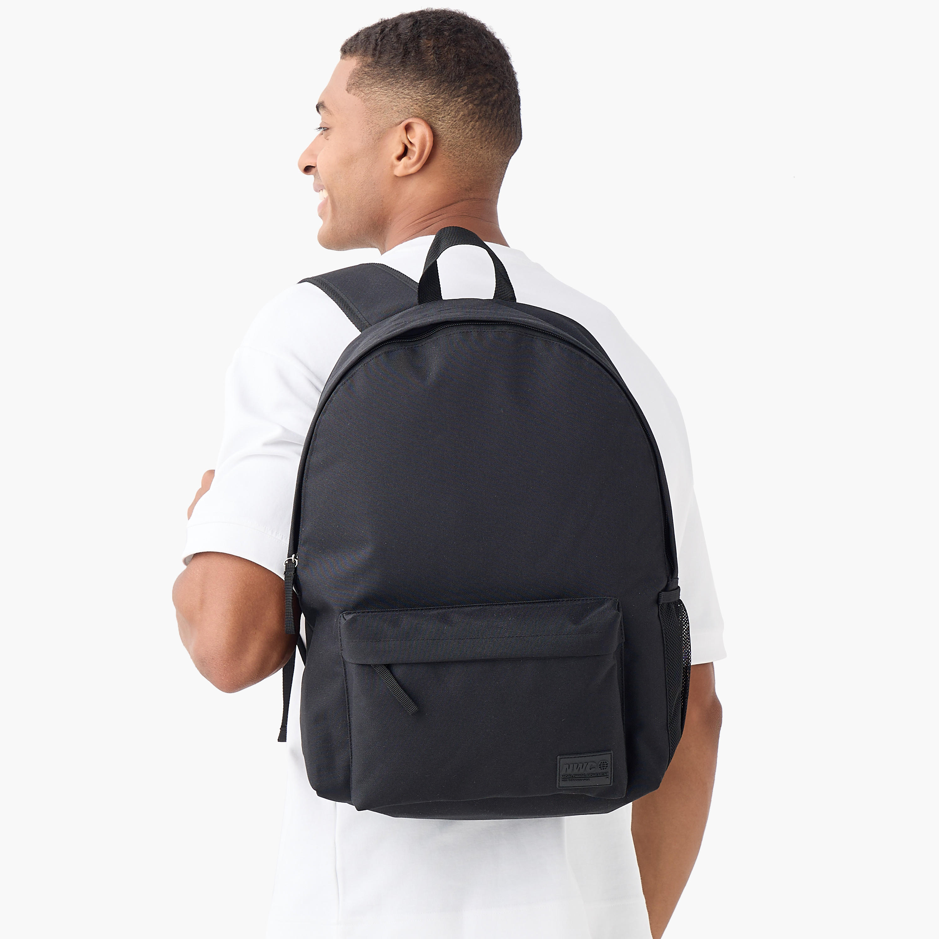 شنطة ظهر بسحاب إغلاق وحمالات قابلة للتعديل - 31x16x44 سم-men-bags-image-1