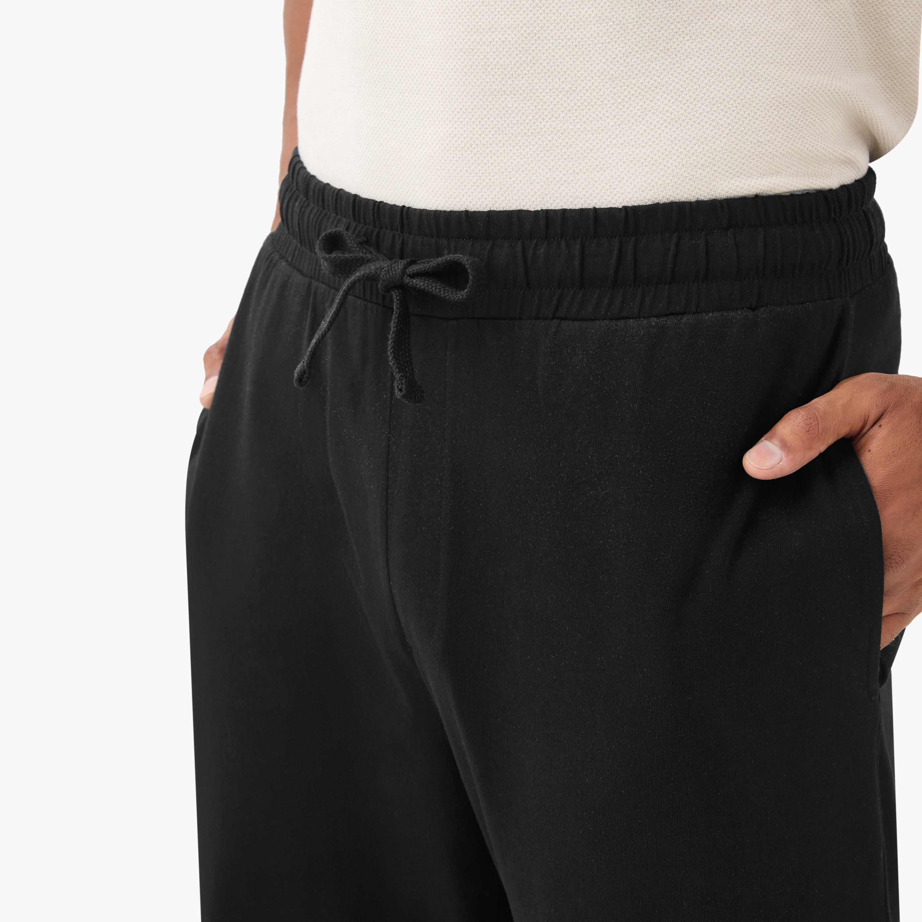طقم بنطلون بيجاما وتيشيرت-men-clothing-nightwear-sets-image-2