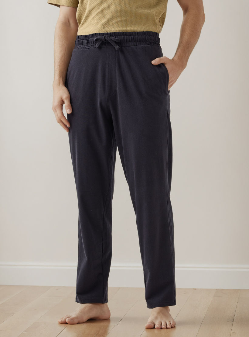 طقم بيجاما بارز الملمس-men-clothing-nightwear-sets-image-3