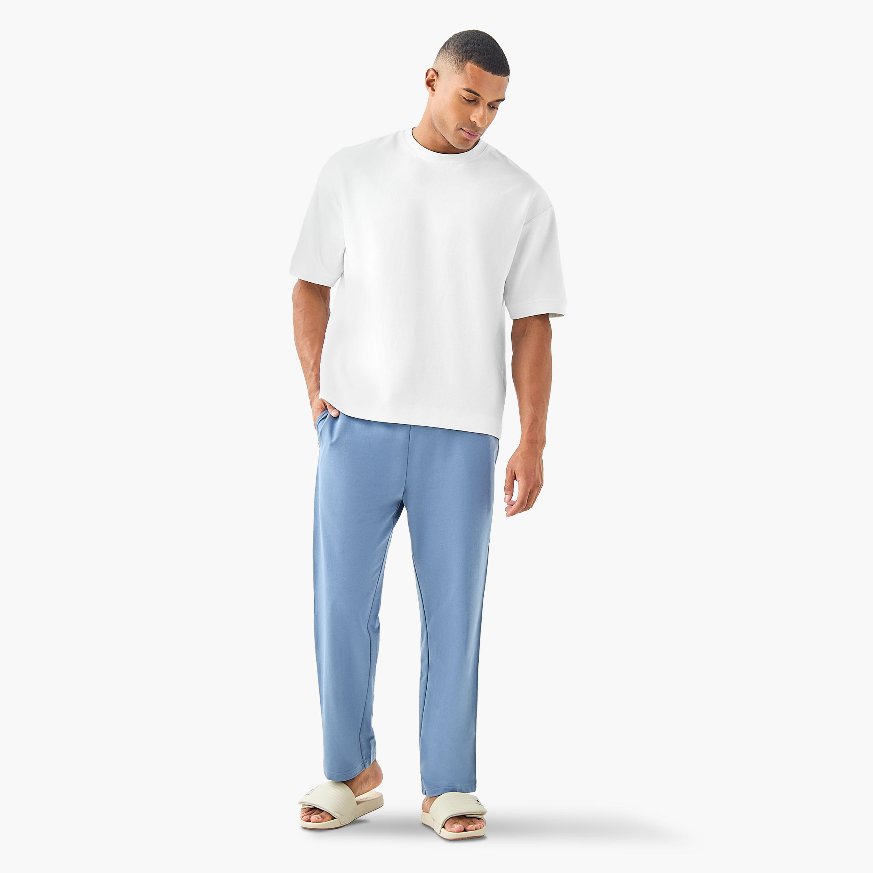 بنطلون بيجاما مقلم برباط إغلاق وجيوب-men-clothing-nightwear-pyjamaandshorts-image-4