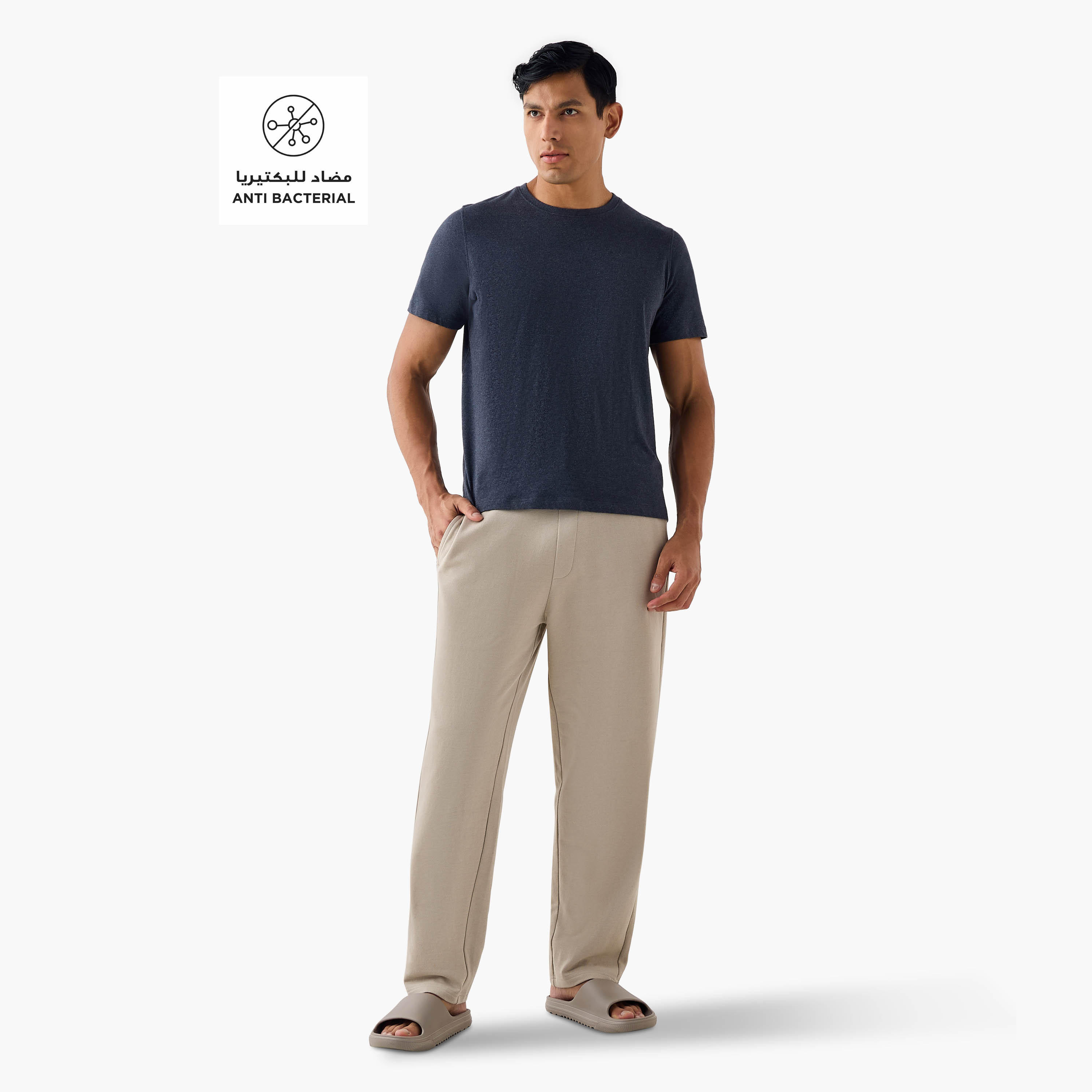 بنطال رياضي بارز الملمس بخصر برباط وجيوب-men-clothing-nightwear-pyjamaandshorts-image-2