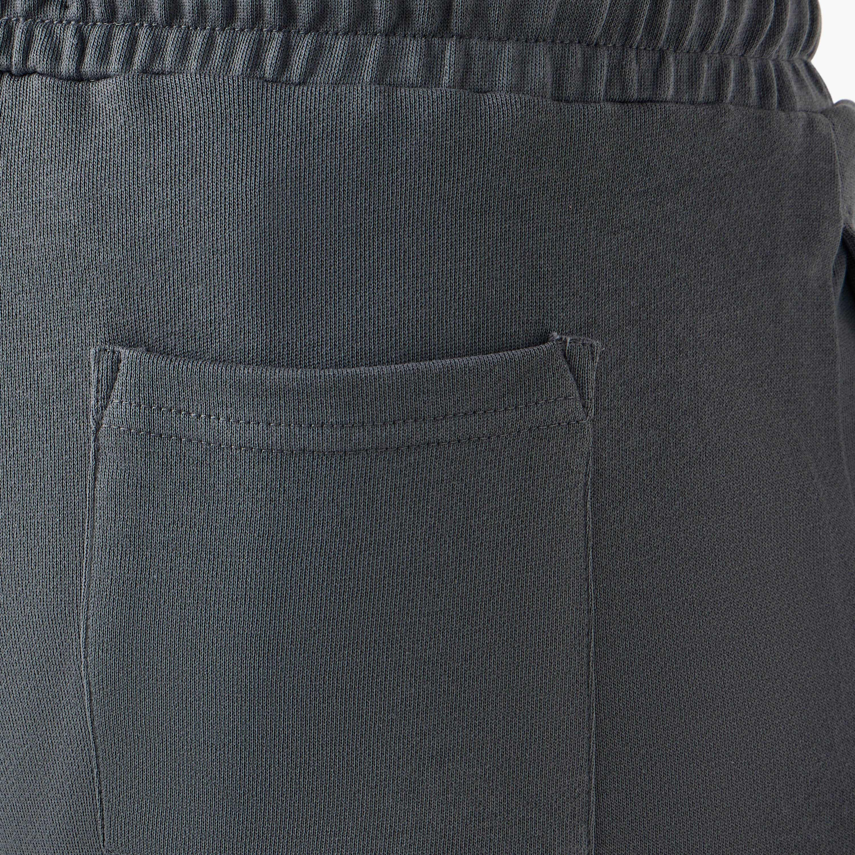 بنطال رياضي بارز الملمس بخصر برباط وجيوب-men-clothing-nightwear-pyjamaandshorts-image-5