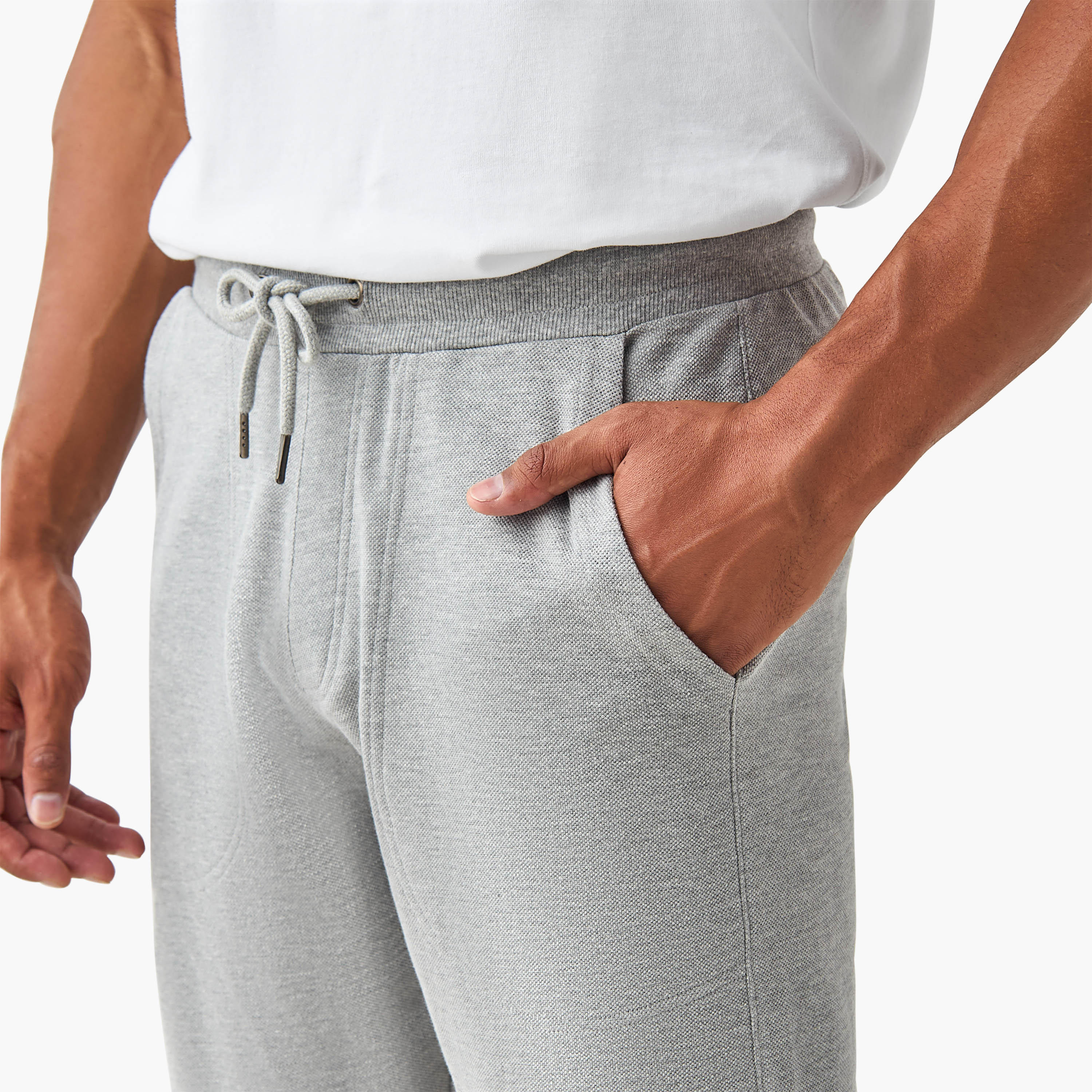 شورت استرخاء برباط إغلاق وجيوب-men-clothing-bottoms-shorts-image-4