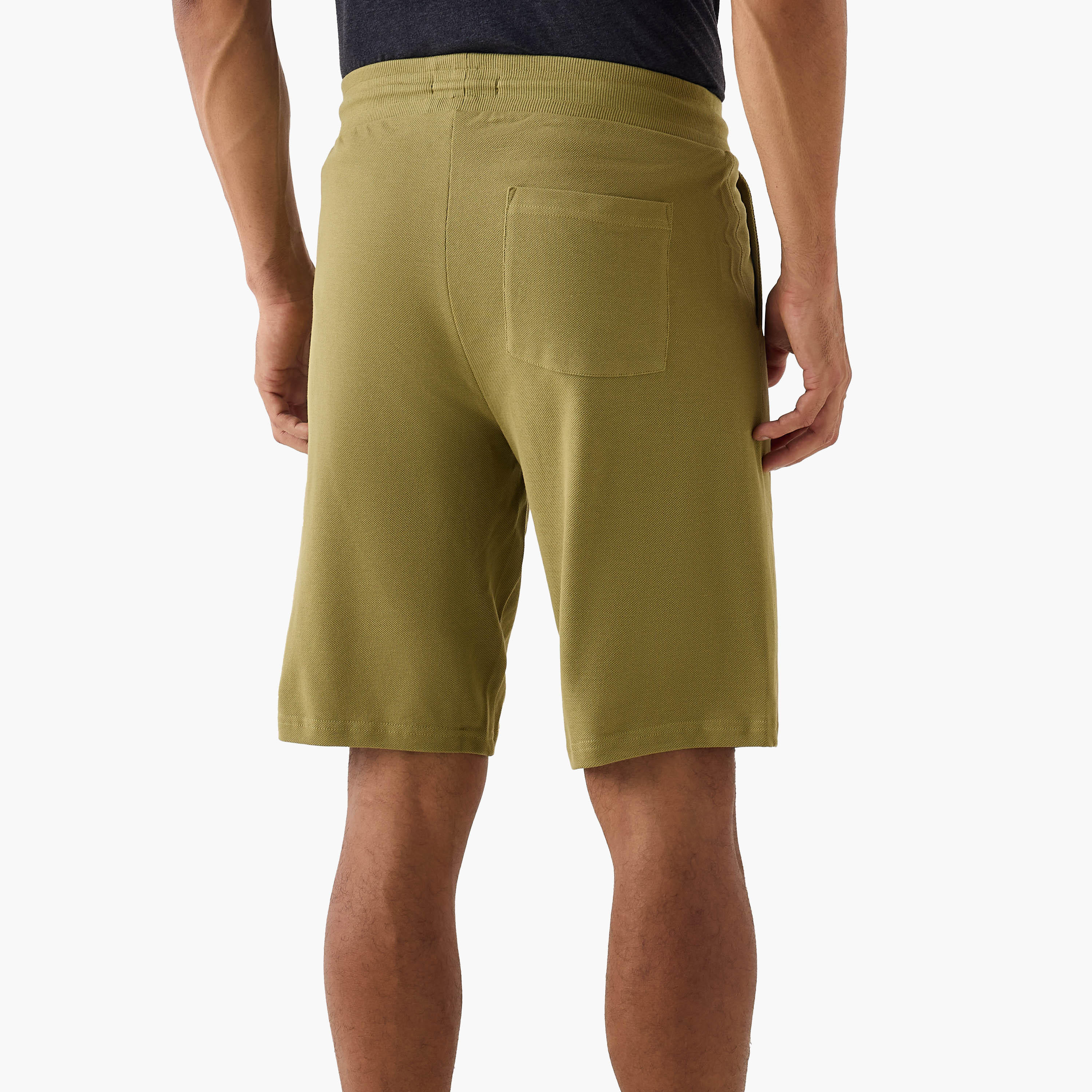 شورت استرخاء برباط إغلاق وجيوب-men-clothing-bottoms-shorts-image-3