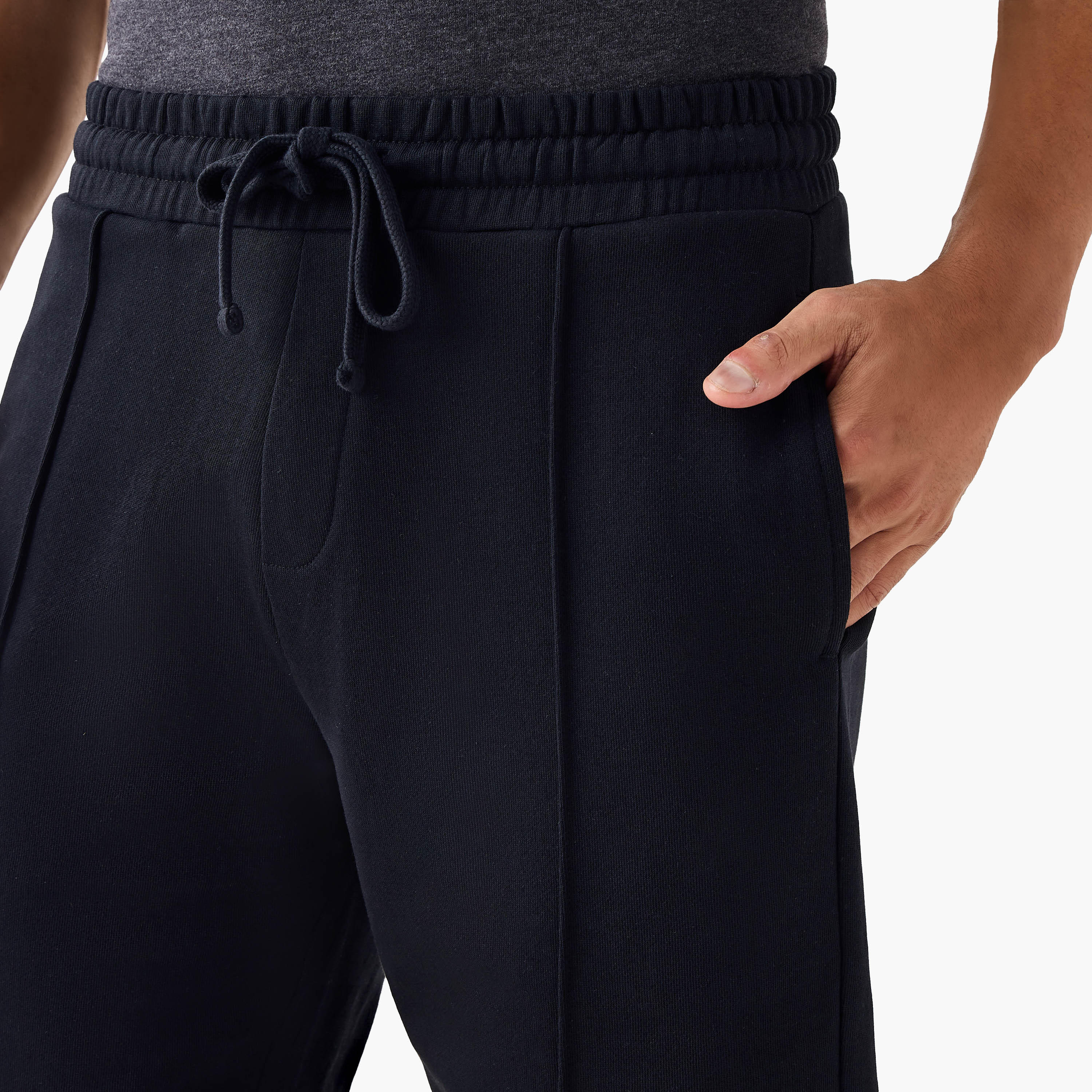 شورت استرخاء برباط إغلاق وجيوب-men-clothing-bottoms-shorts-image-4