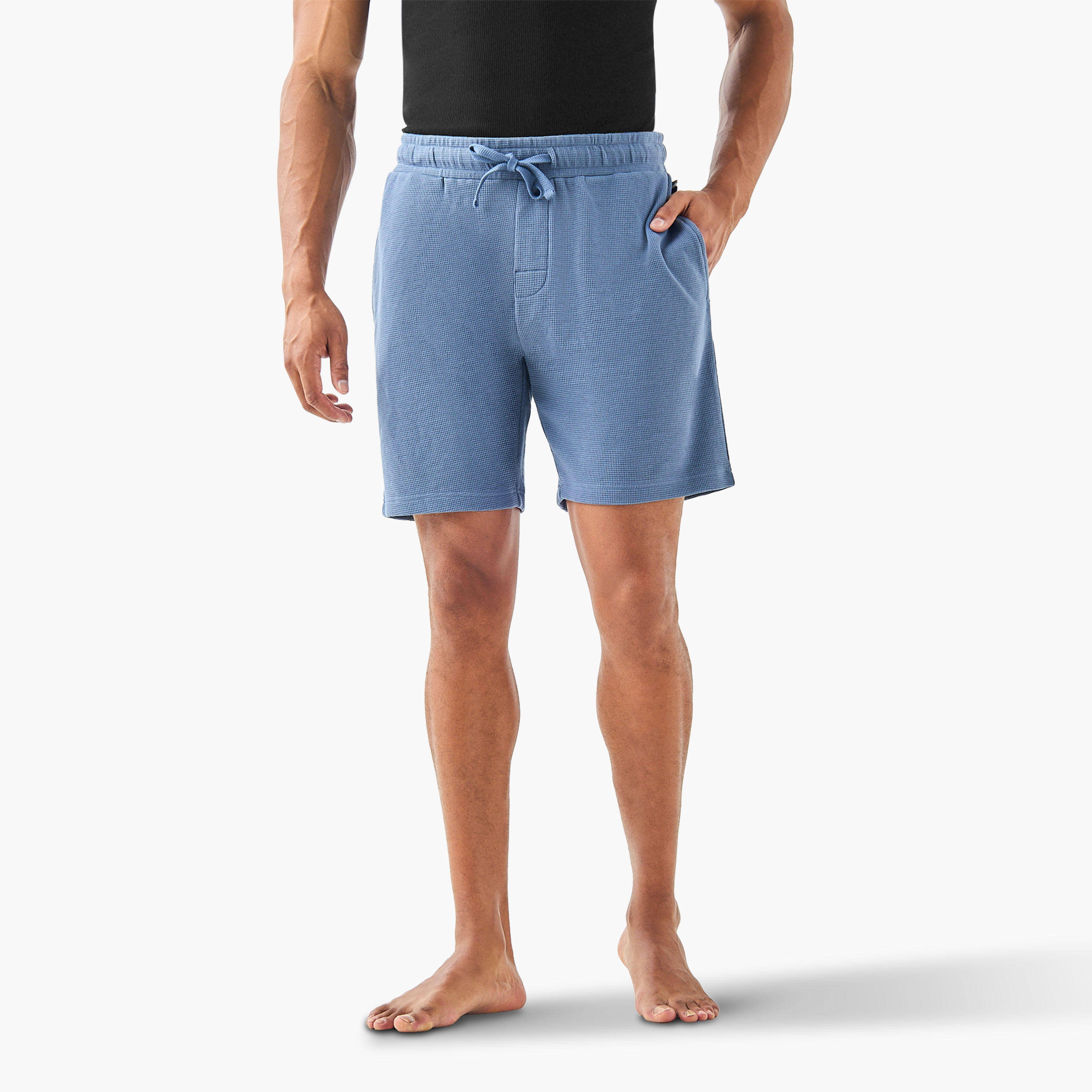 شورت لاونج بارز الملمس بجيوب-men-clothing-bottoms-shorts-image-5