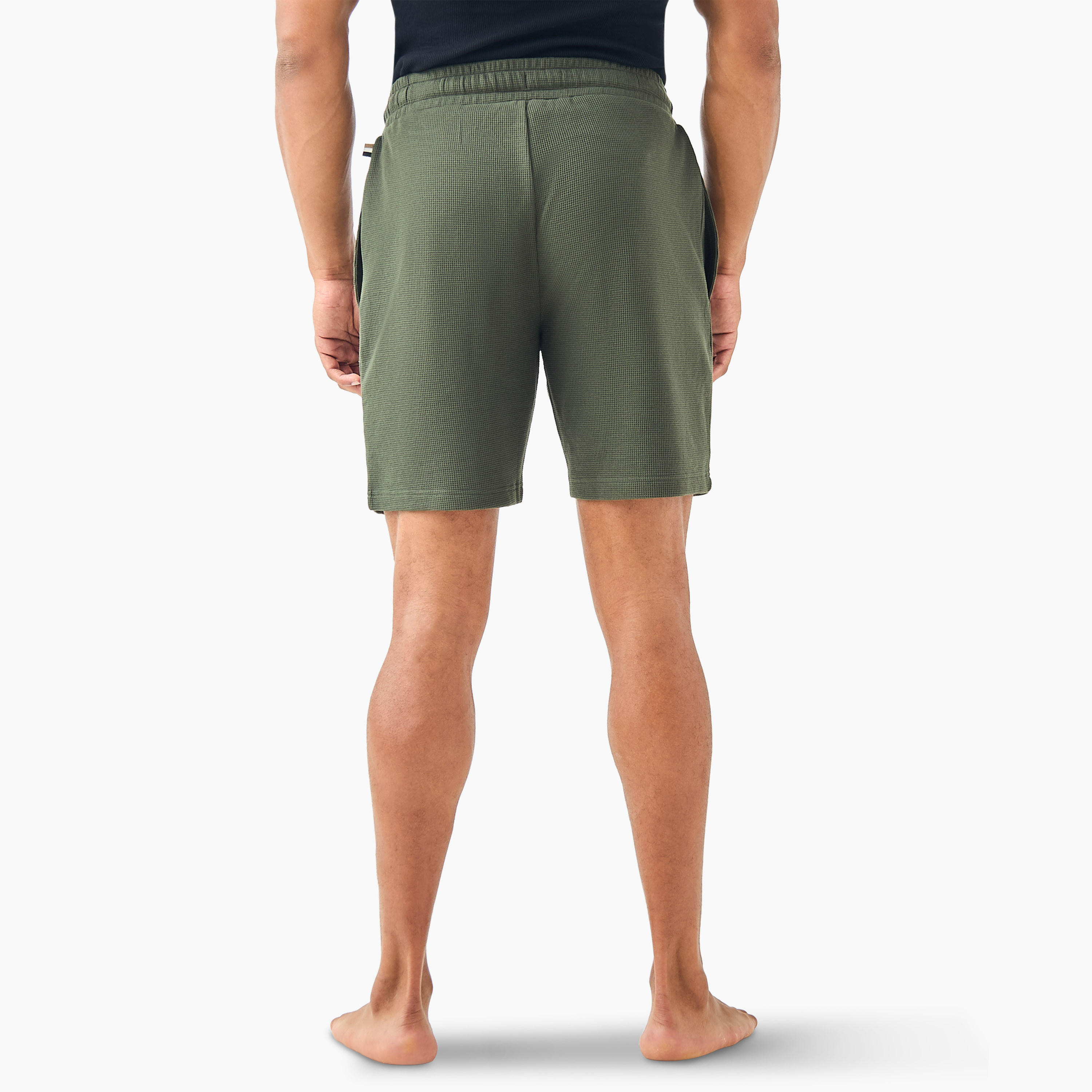 شورت لاونج بارز الملمس بجيوب-men-clothing-bottoms-shorts-image-3
