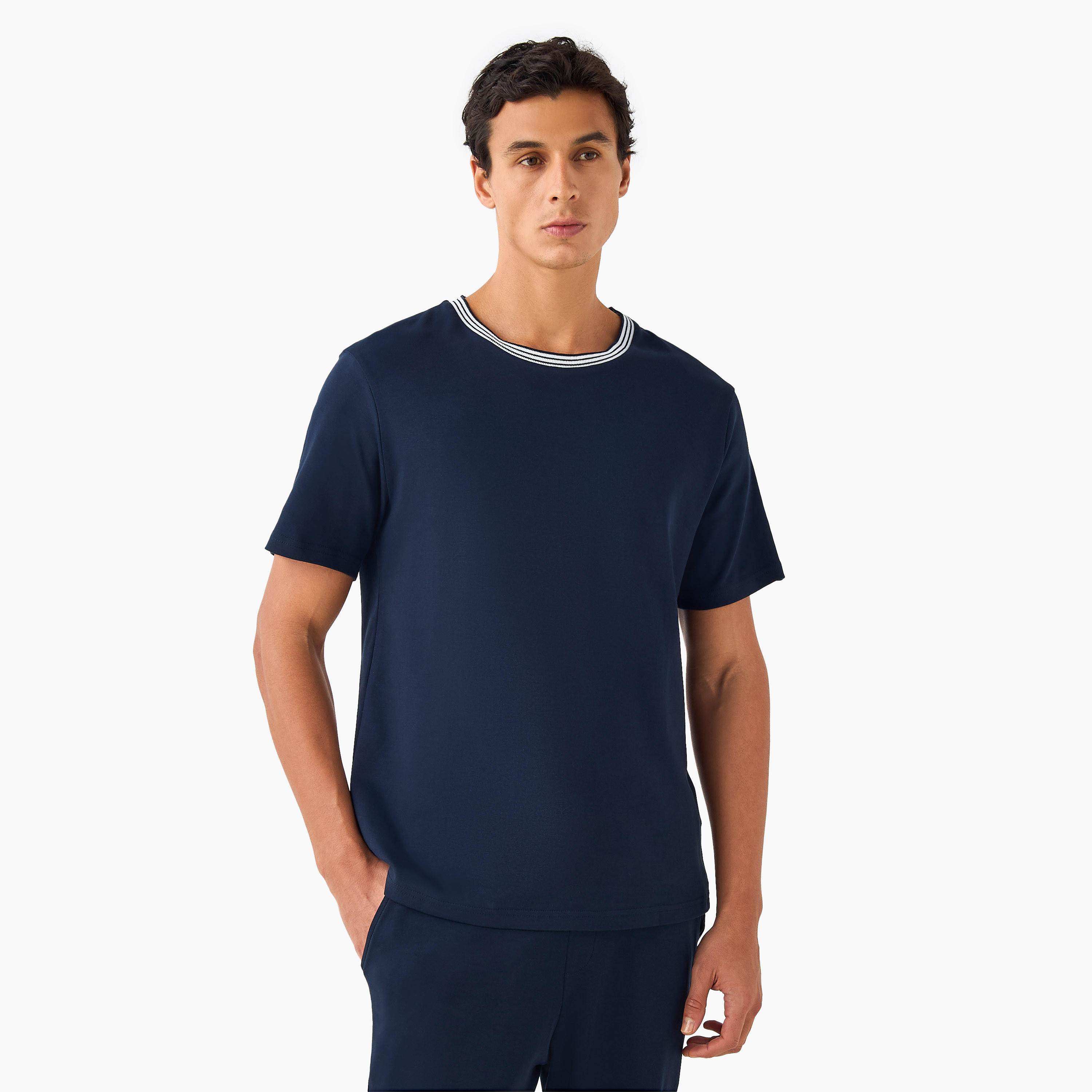 طقم بيجاما بياقة مخططة-men-clothing-nightwear-sets-image-5