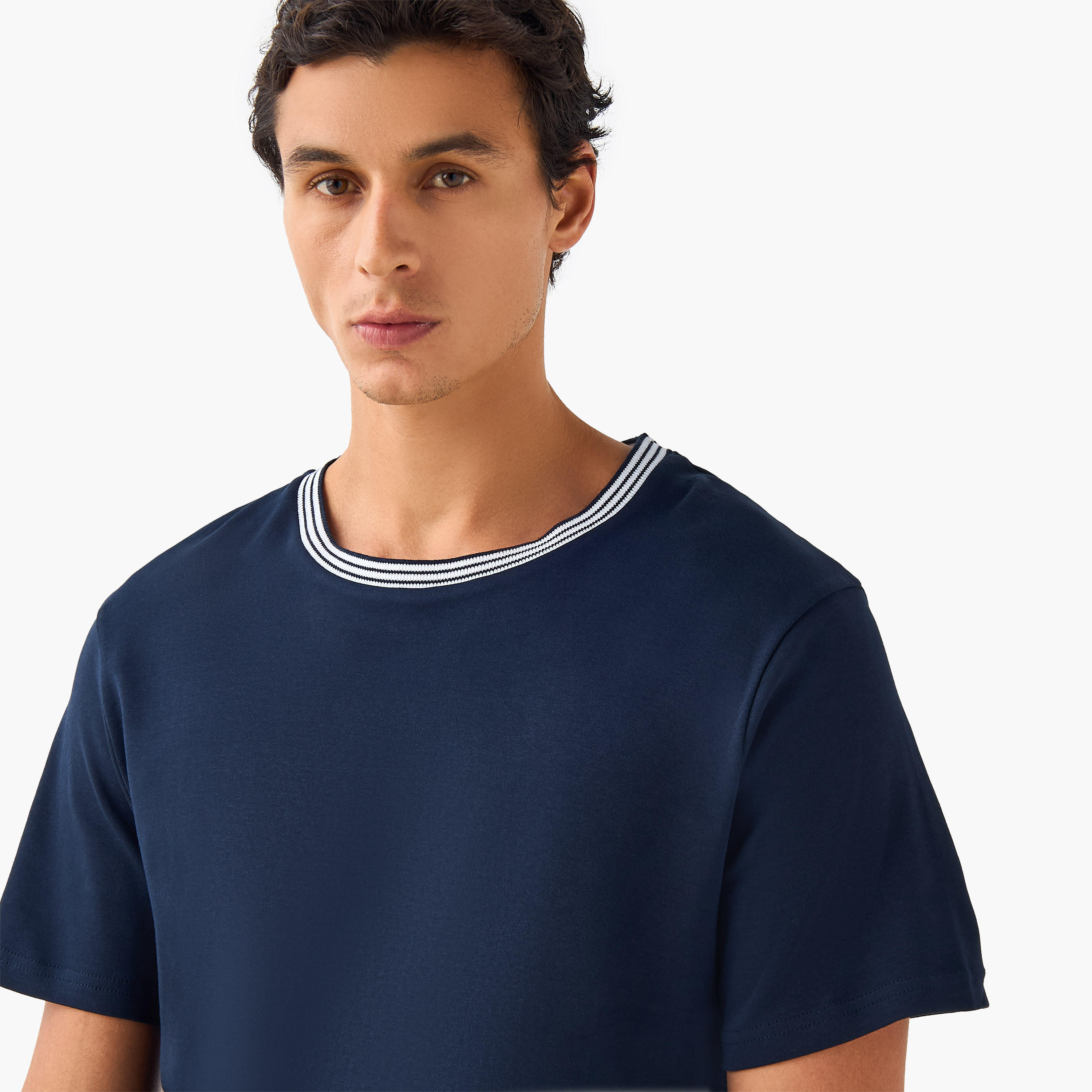 طقم بيجاما بياقة مخططة-men-clothing-nightwear-sets-image-2