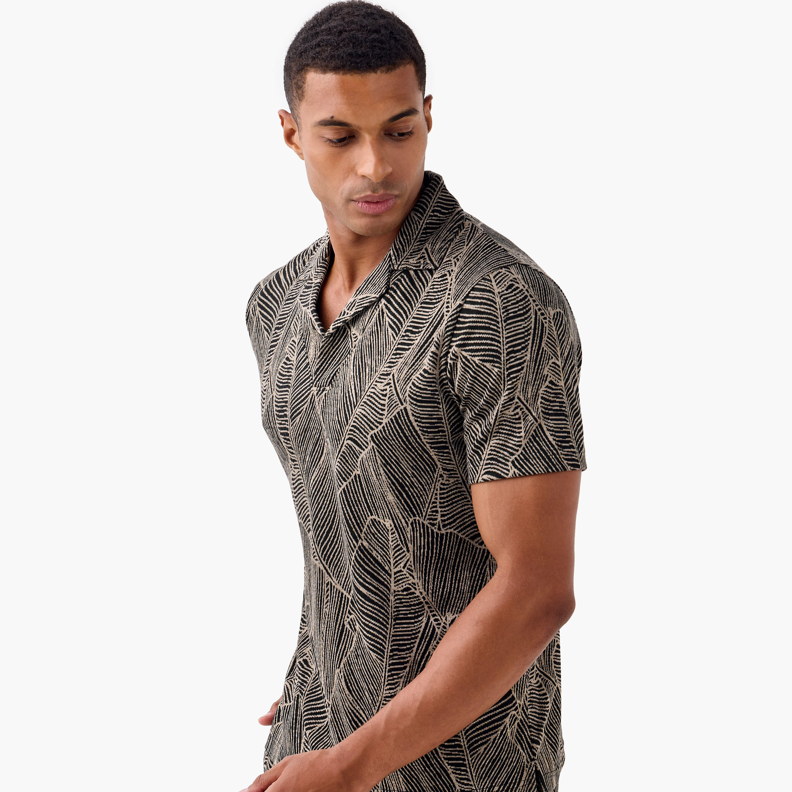 طقم شورت بطبعات-men-clothing-nightwear-sets-image-2