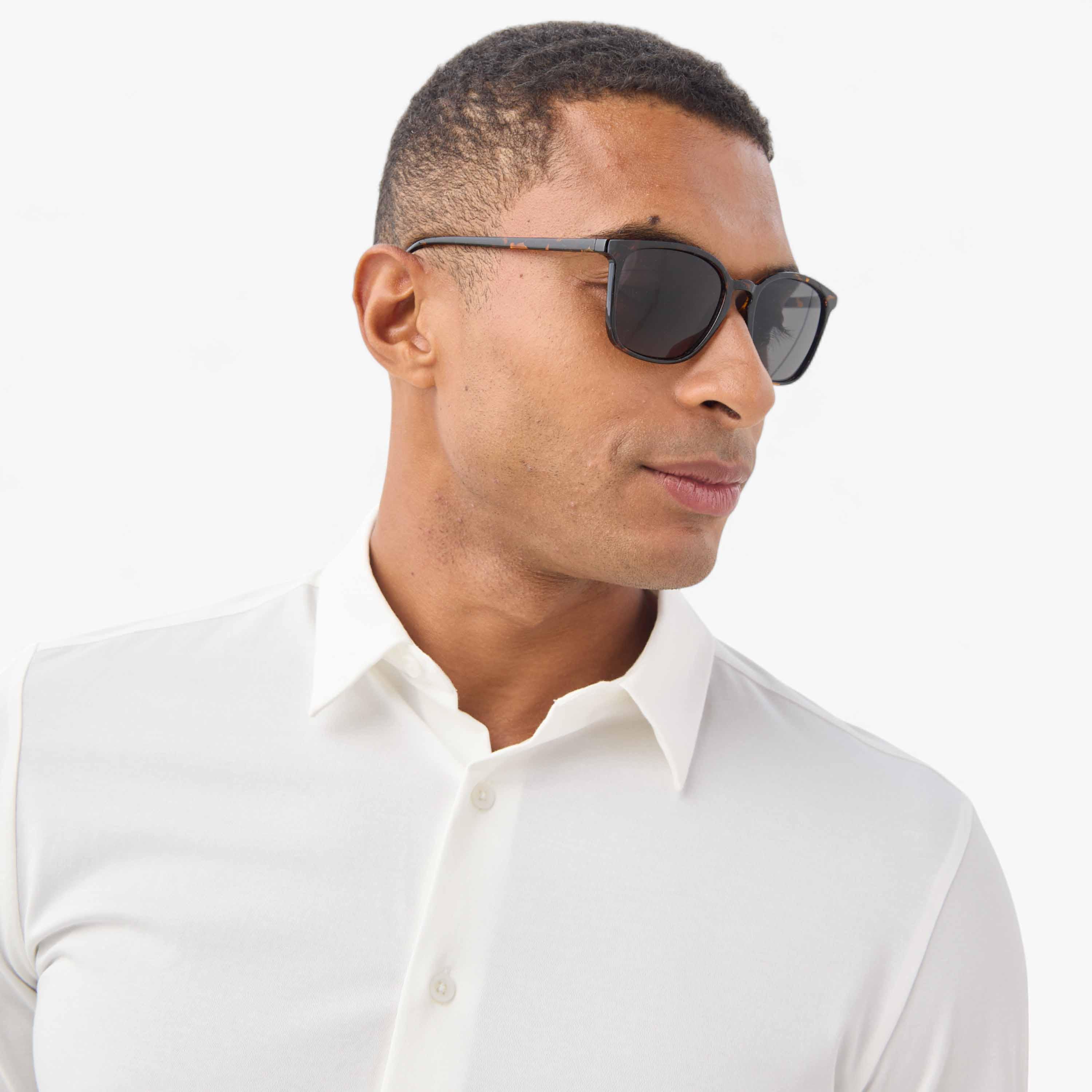 نظارة شمسية واي فيرر بإطار كامل وطبعات-men-sunglasses-image-2