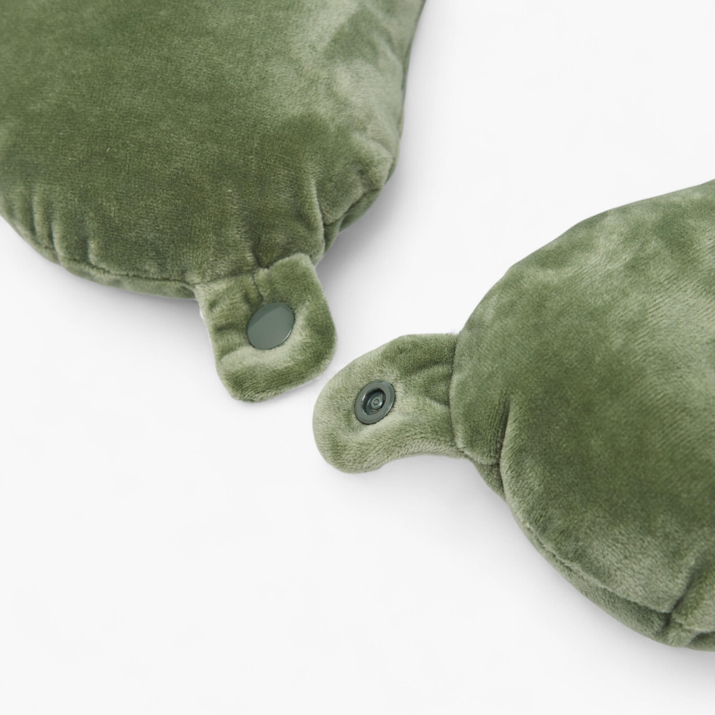 وسادة رقبة مخملية بزر إغلاق كبس-travel-pillows-image-1