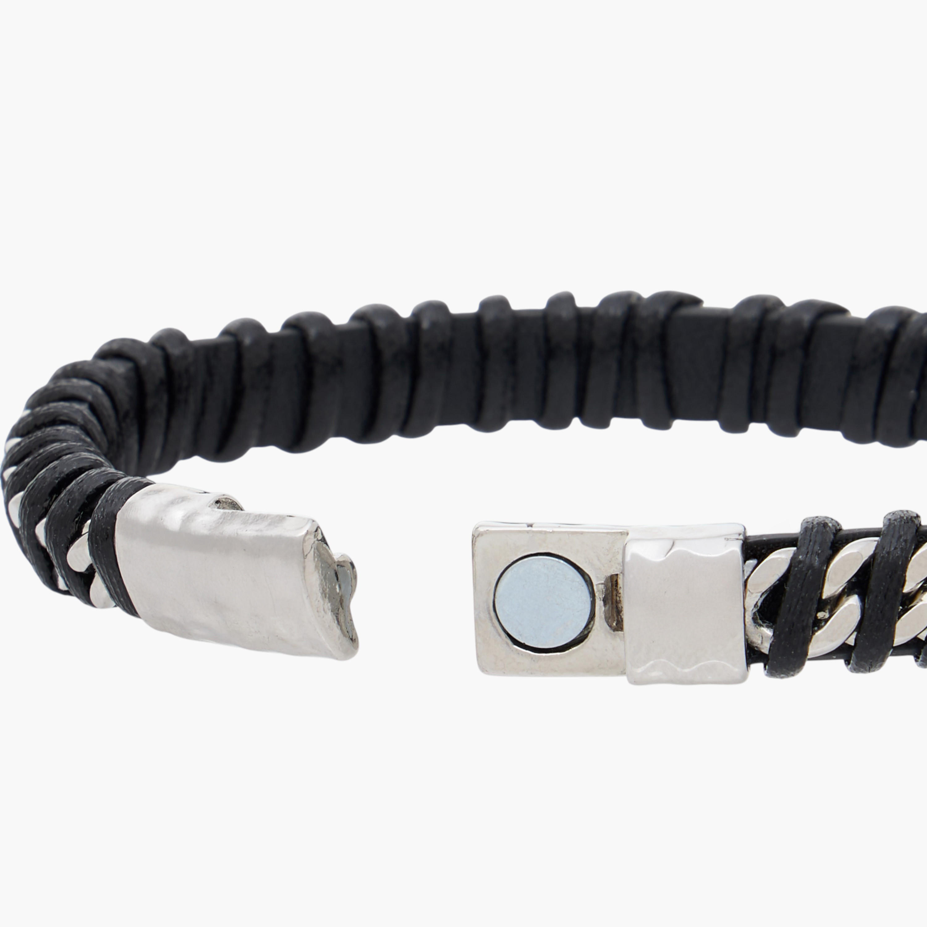 سوار جلد بارز الملمس بقفل مغناطيسي-men-watchesandjewellery-bracelets-image-5