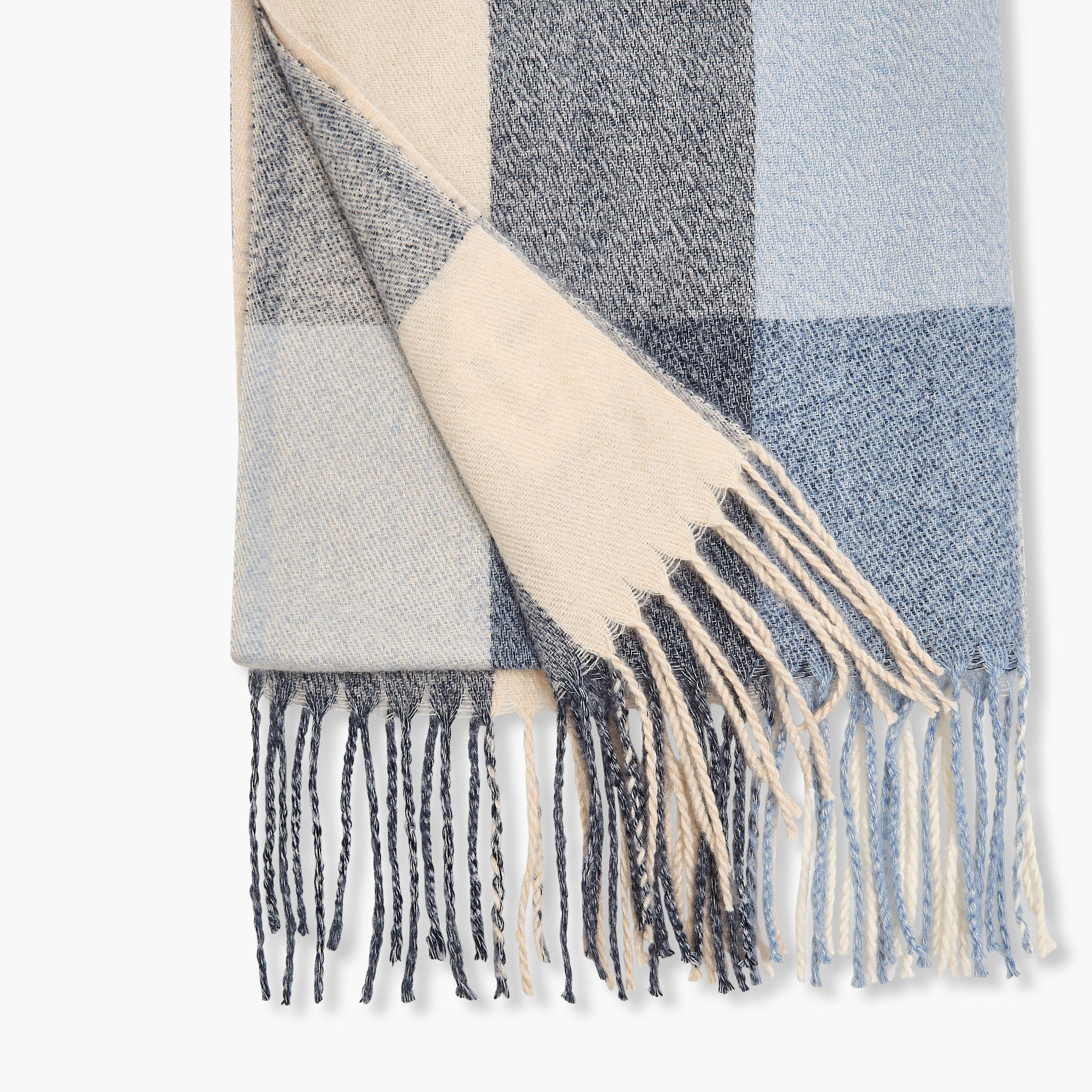 وشاح كاروهات بتفاصيل شراشيب-men-scarvesandgloves-image-2
