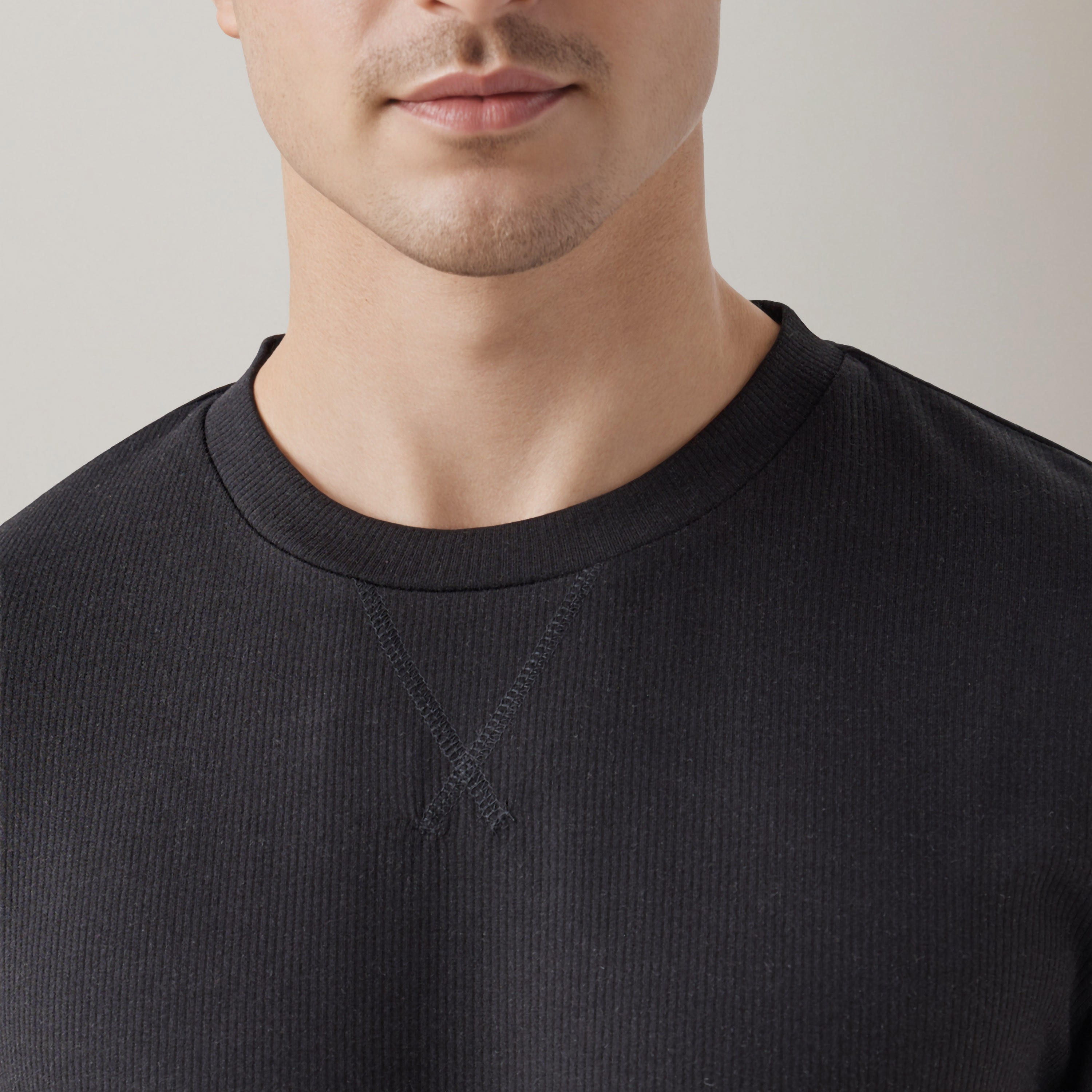 طقم بيجاما بارز الملمس-men-clothing-nightwear-sets-image-2