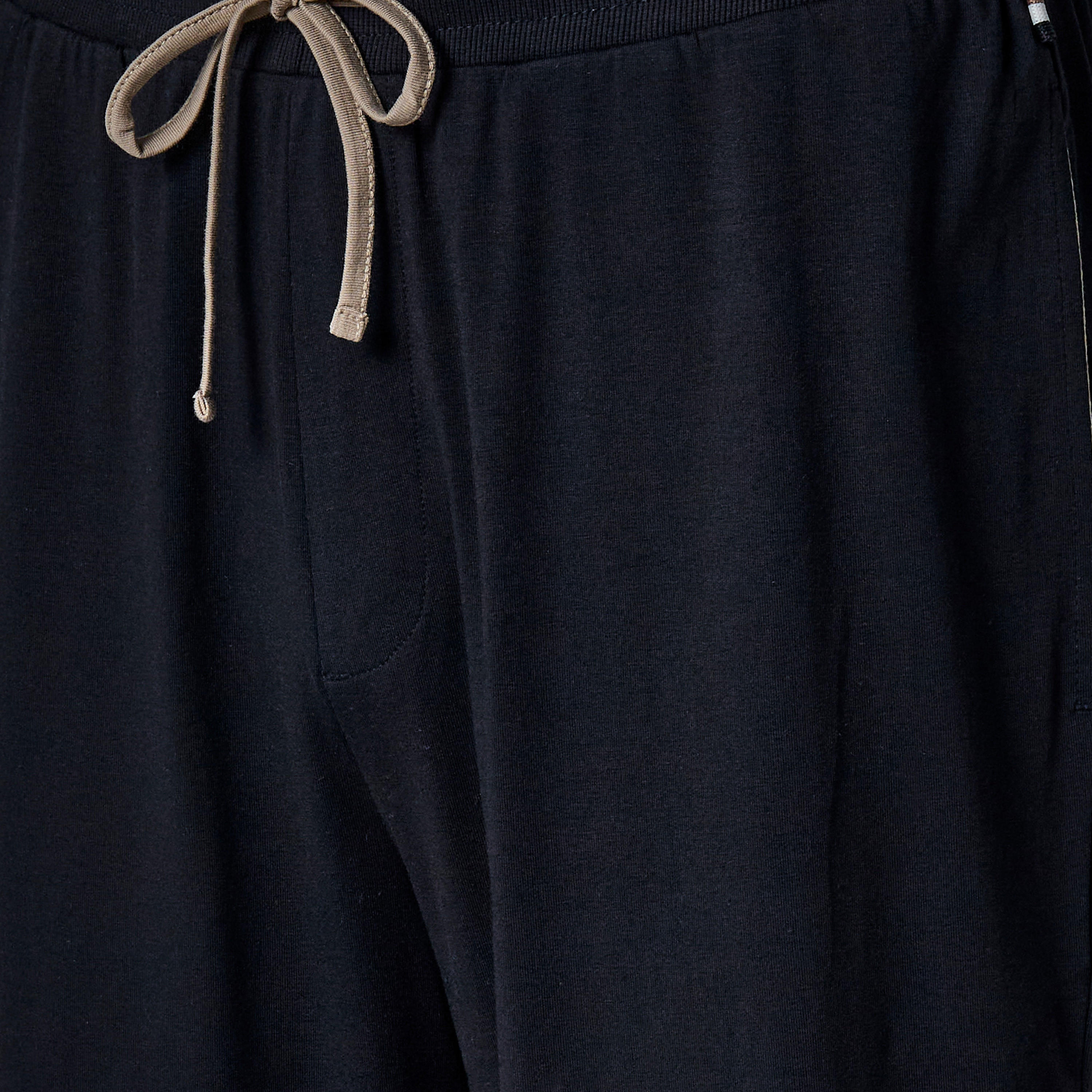 بنطلون بيجاما برباط إغلاق للرجال-men-clothing-nightwear-pyjamaandshorts-image-2