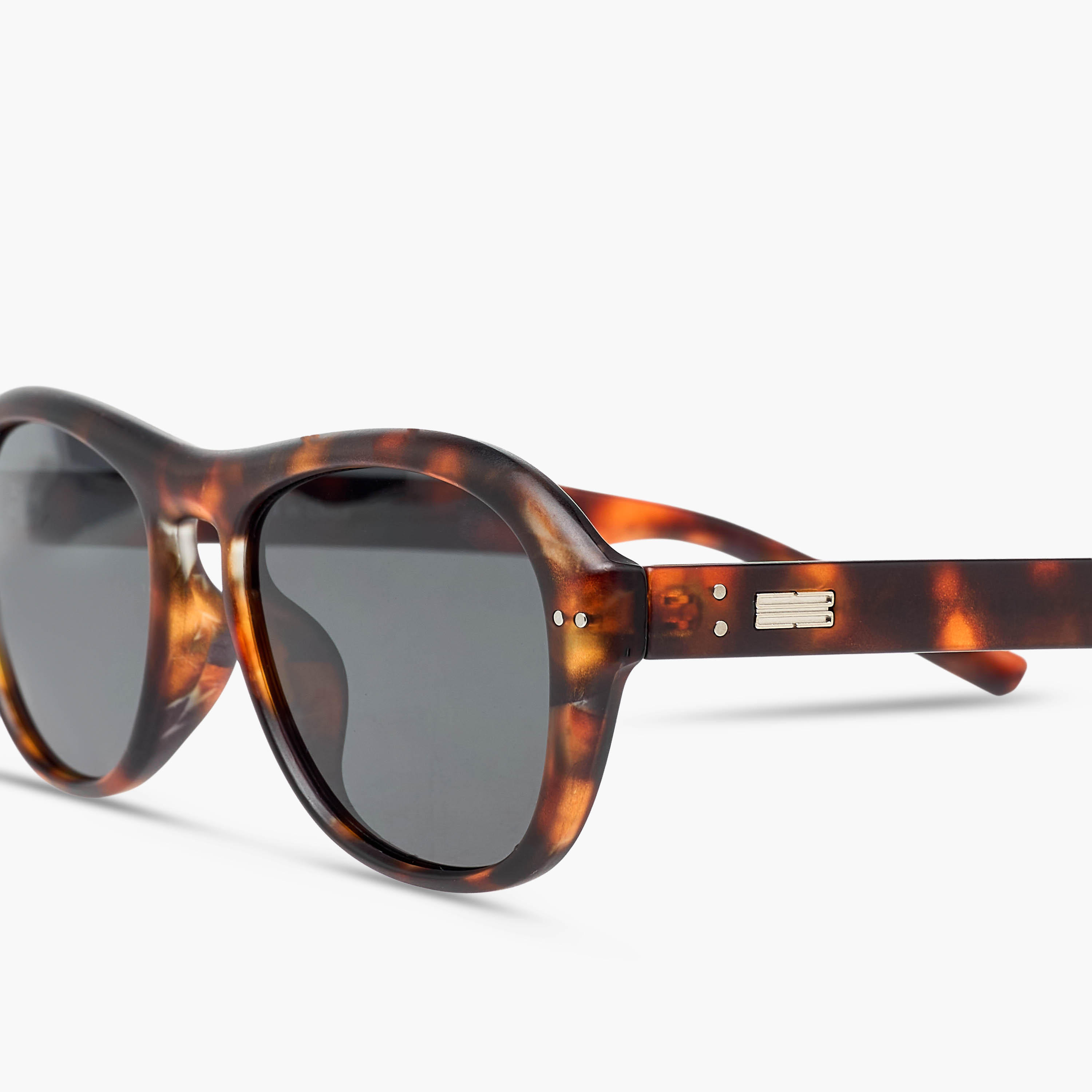نظارة شمسية بعدسات رمادية للرجال-men-sunglasses-image-1