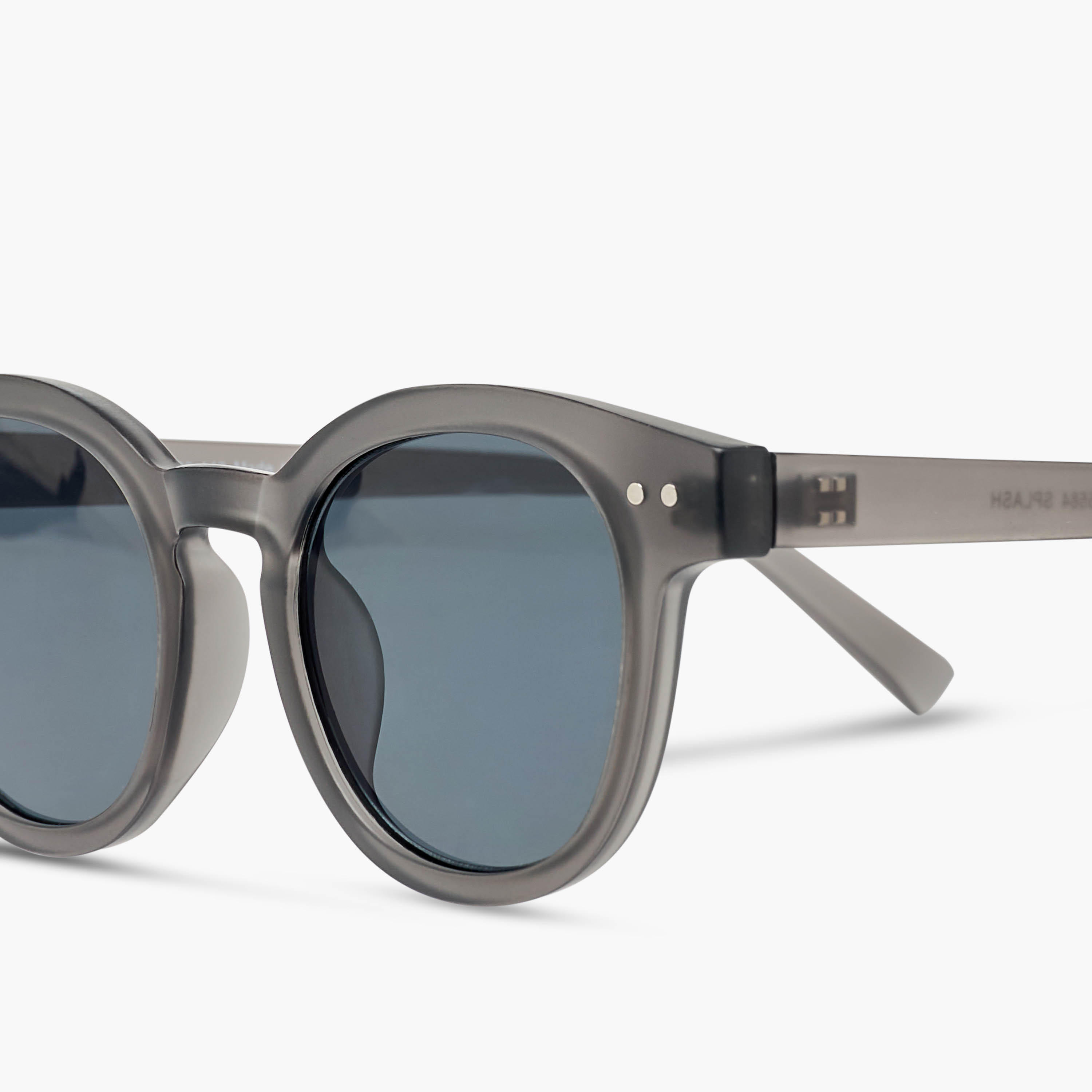 نظارة شمسية بعدسات رمادية للرجال-men-sunglasses-image-1