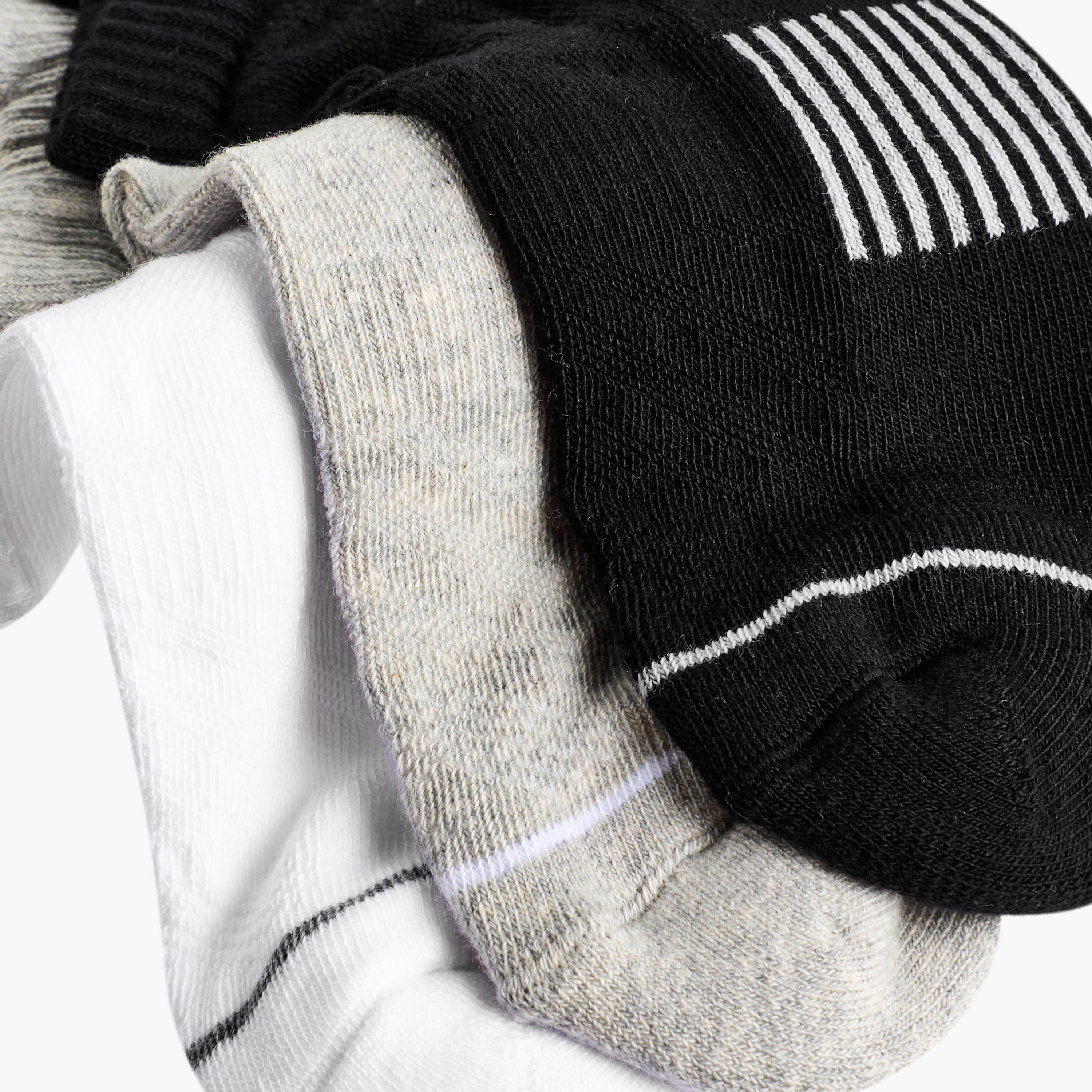 طقم جوارب نصف تيري 3 أزواج بطول الكاحل للرجال-men-socks-image-2