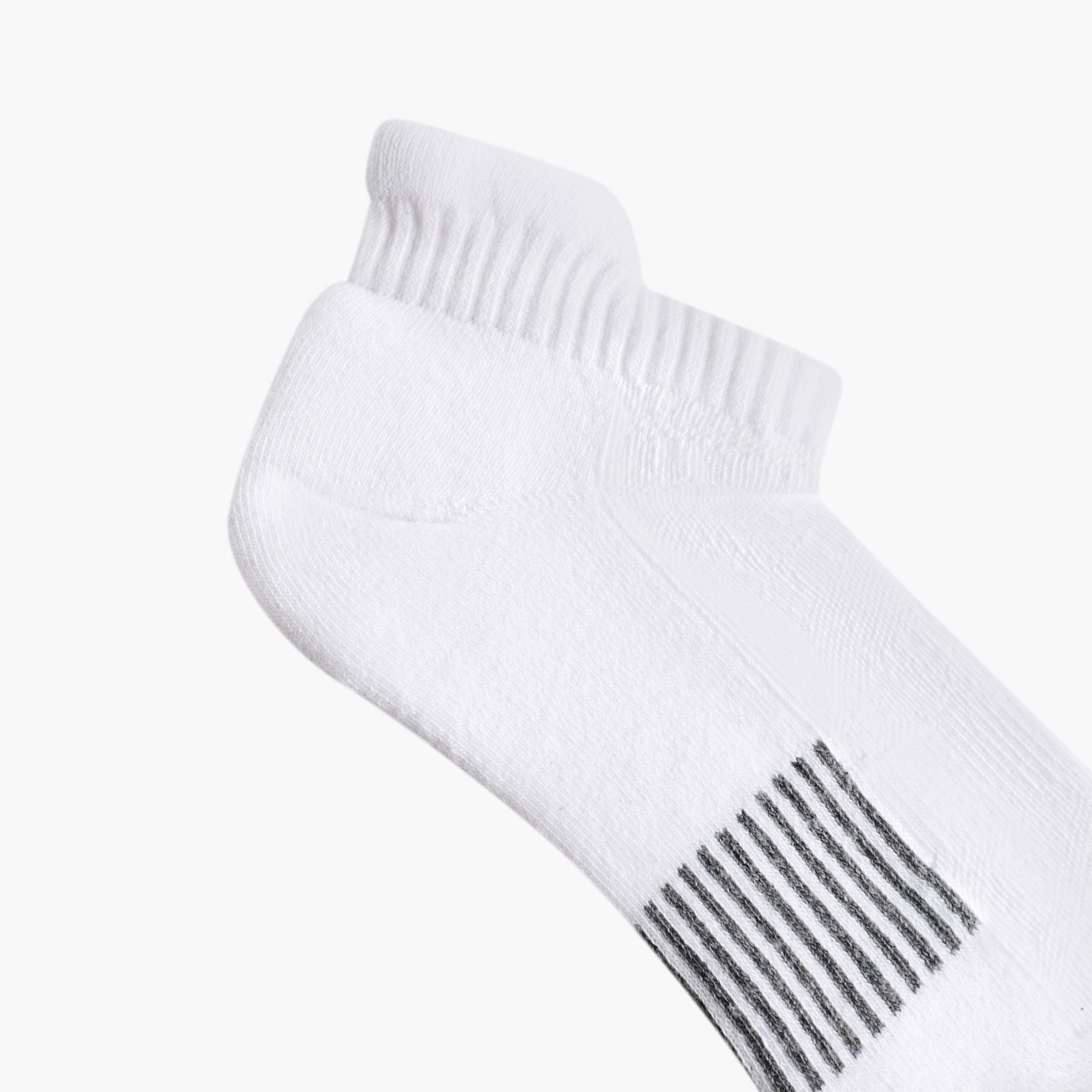 طقم جوارب نصف تيري 3 أزواج بطول الكاحل للرجال-men-socks-image-1