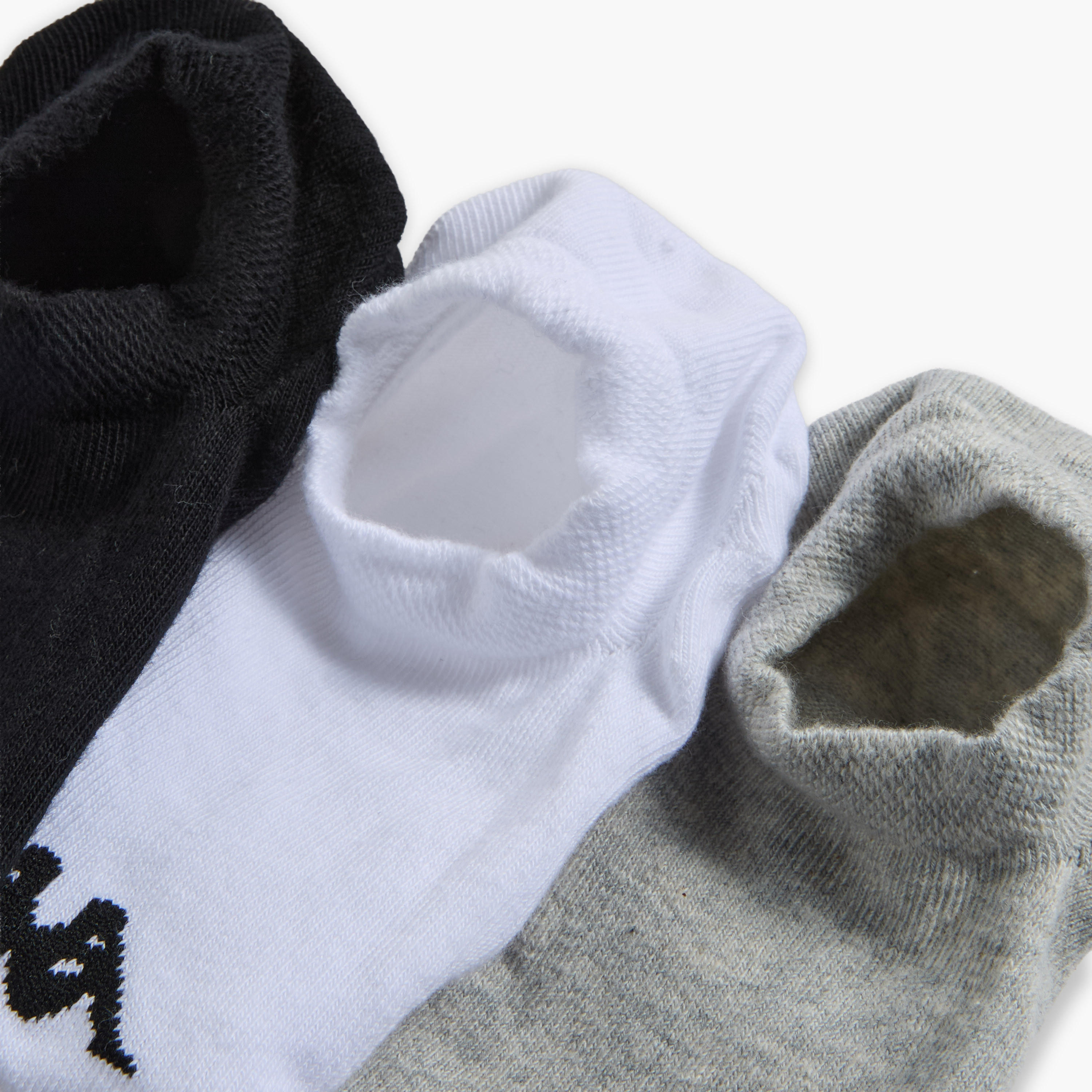 طقم جوارب غير مرئية 3 أزواج غير وبرية للرجال من كابا-men-socks-image-1
