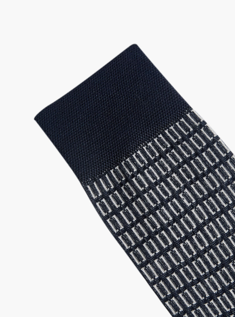 طقم جوارب غير وبرية بطول متوسط وطبعات للرجال عدد 3-men-socks-image-3
