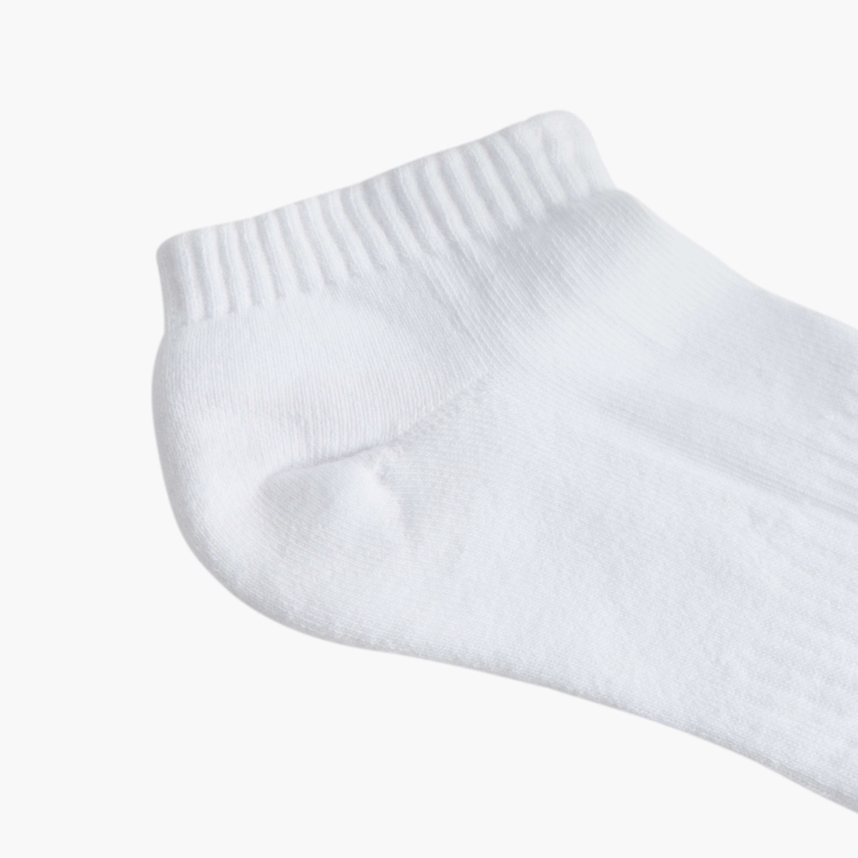 طقم جوارب نصف تيري 3 أزواج بطول الكاحل للرجال-men-socks-image-1