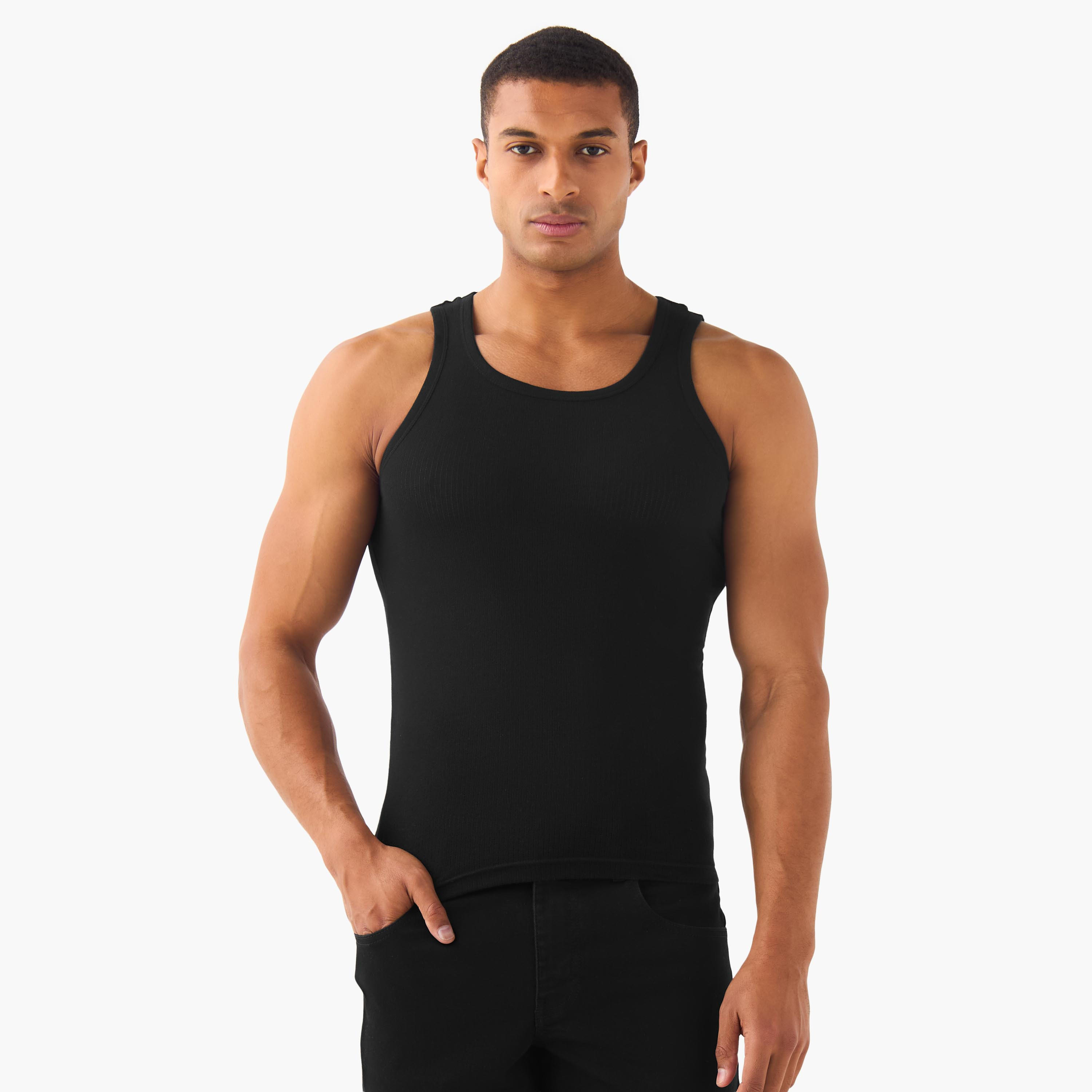 فيست قطن رجالي مضلع - عبوة من 3 قطع-men-clothing-innerwear-vests-image-4
