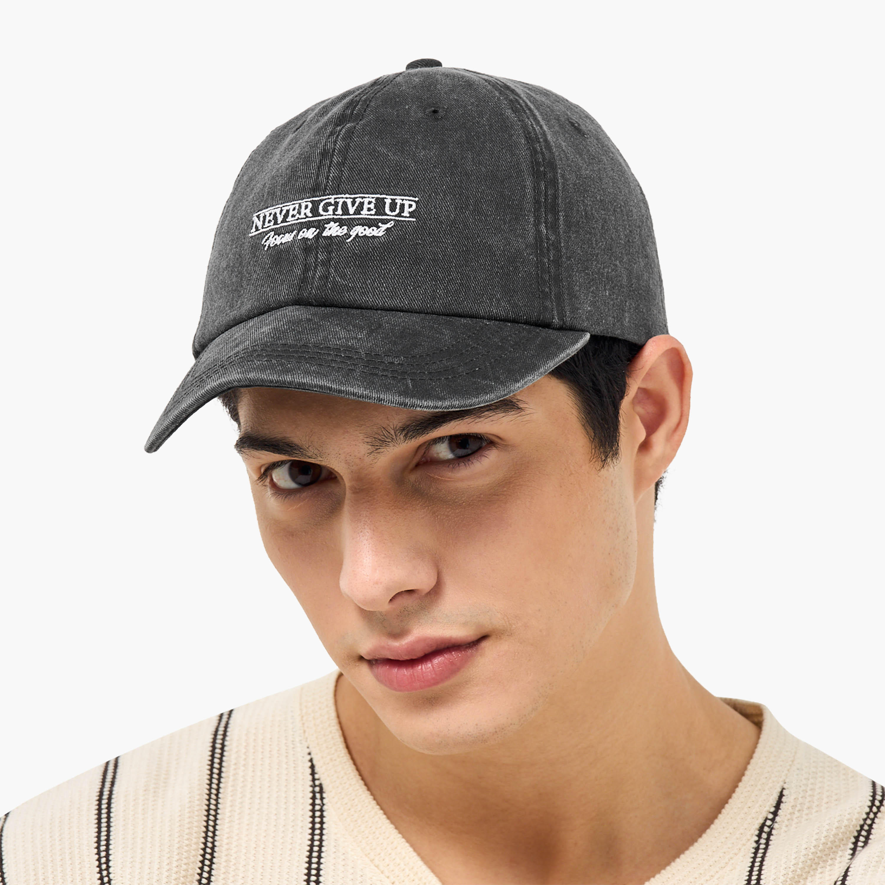 كاب بتصميم شعار مطرز للرجال-men-caps-image-2