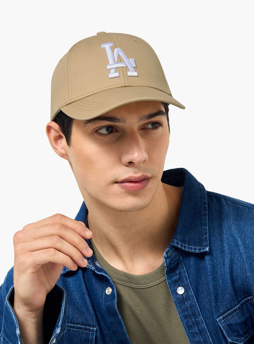 كاب بتصميم مطرز للرجال-men-caps-image-2